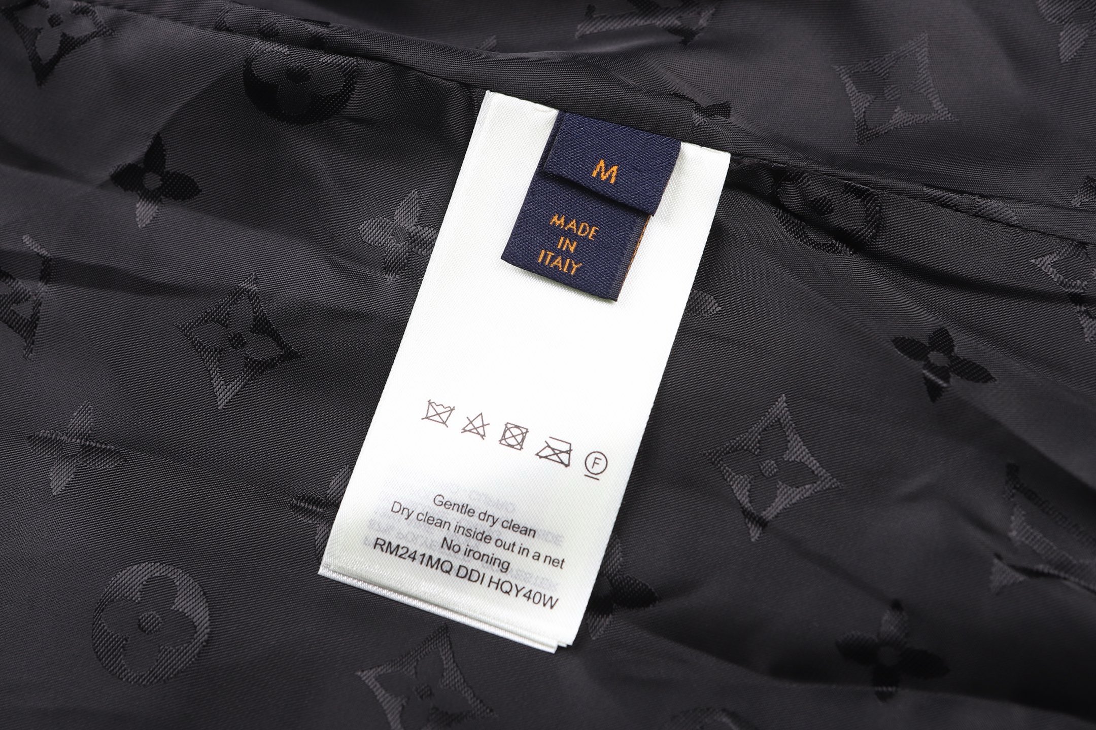LOUIS VUITTON 路易威登 LV 绒面皮牌泰迪拉链立领外套 夹克 秋冬 棕色 白色 黑色 C0