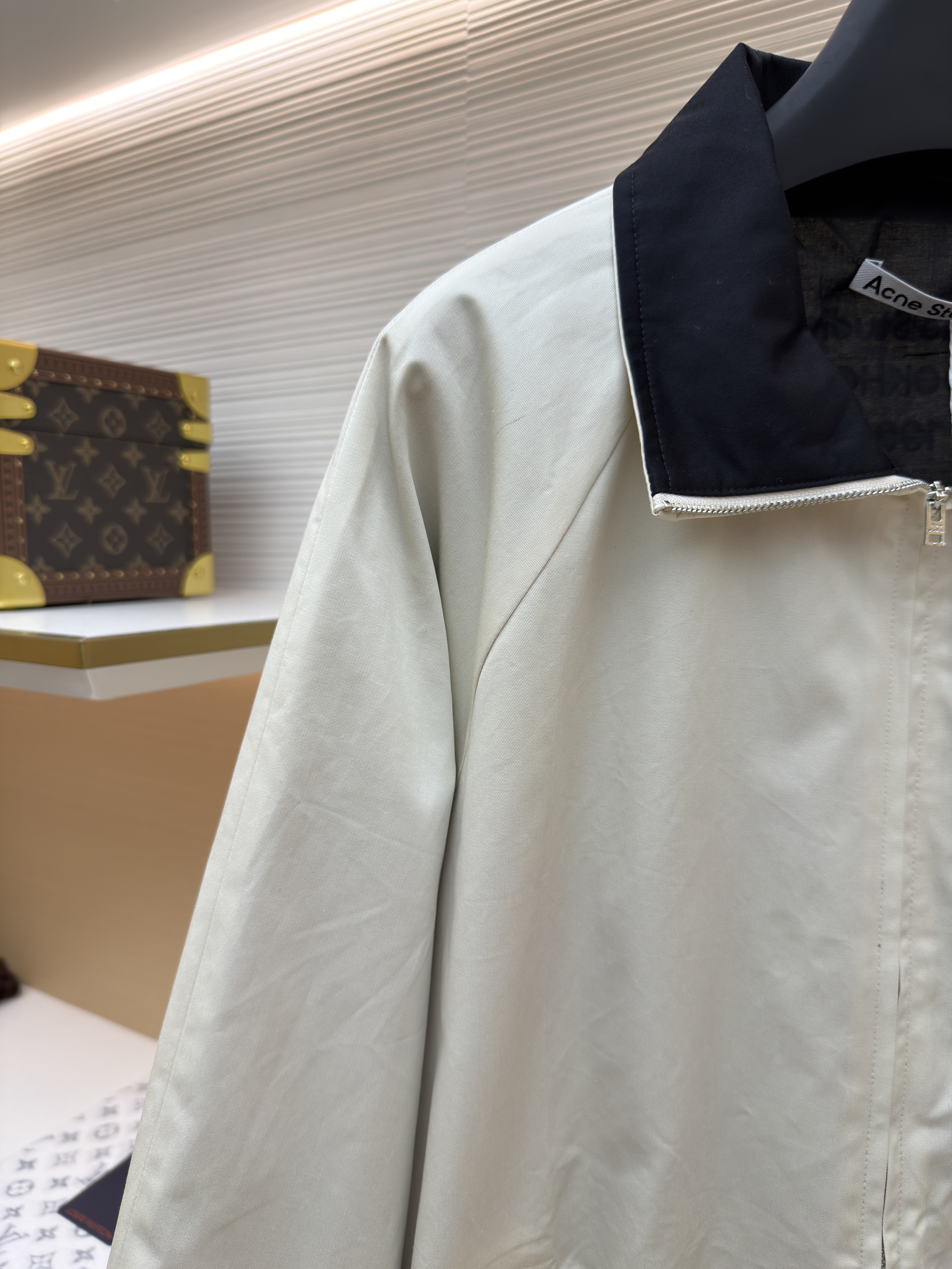Acne Studios 哈灵顿刺绣徽标logo缎面拉链夹克 外套 秋冬 长袖 米白色 C0