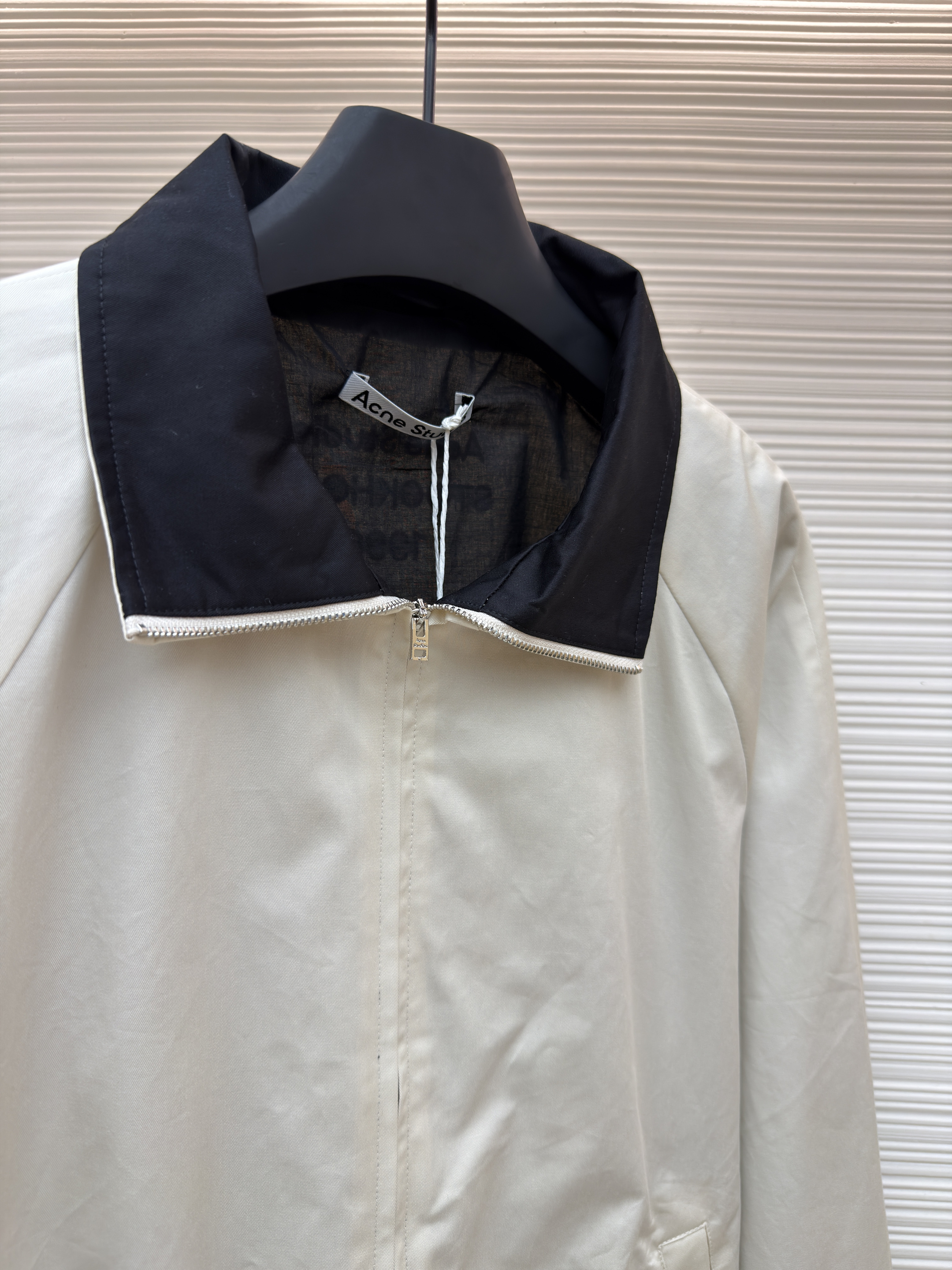 Acne Studios 哈灵顿刺绣徽标logo缎面拉链夹克 外套 秋冬 长袖 米白色 C0