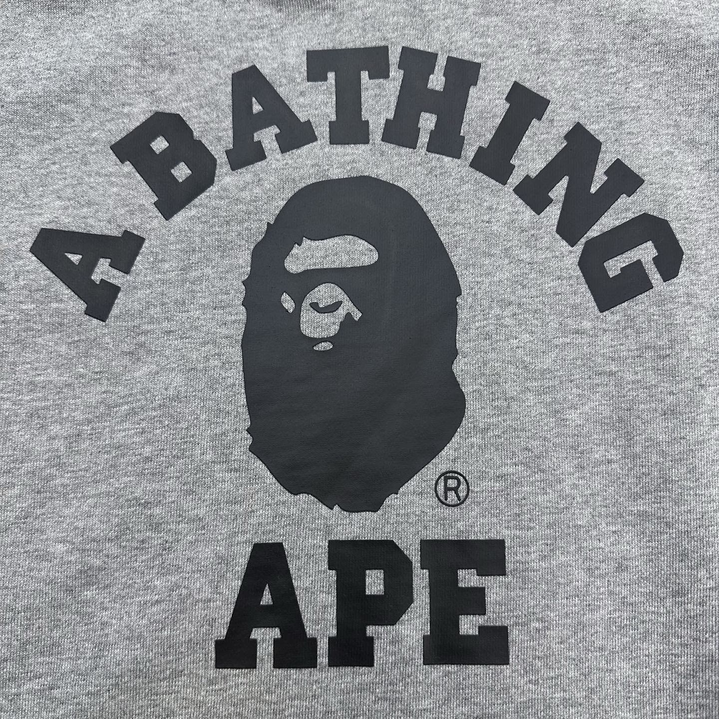 A BATHING APE BAPE SS26 猿人 字母印花 连帽卫衣 男女同款 0ZXSWM003141Q