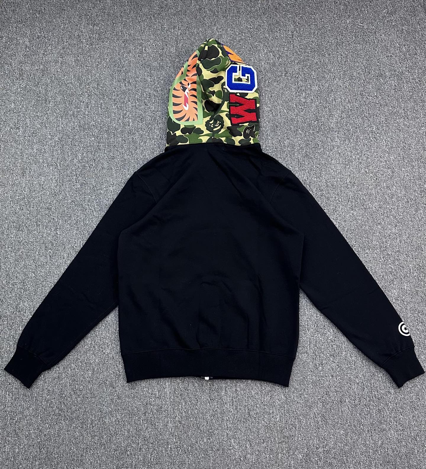 A BATHING APE BAPE SS26 猿人 拼接迷彩 男女同款B0-0ZXSWM301151Q
