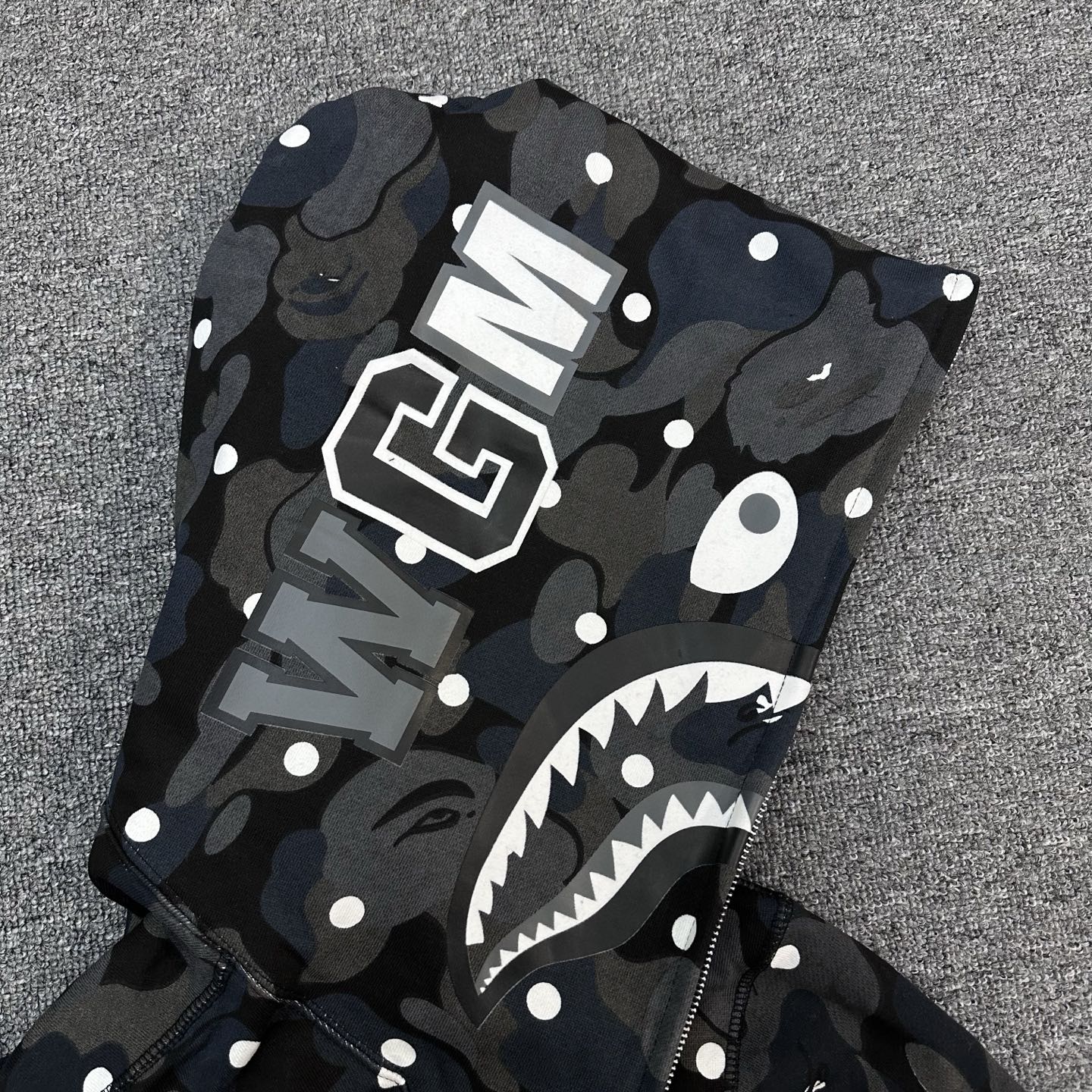A BATHING APE BAPE SS25 猿人 波点迷彩 拉链外套 男女同款B0-1l80-115-302
