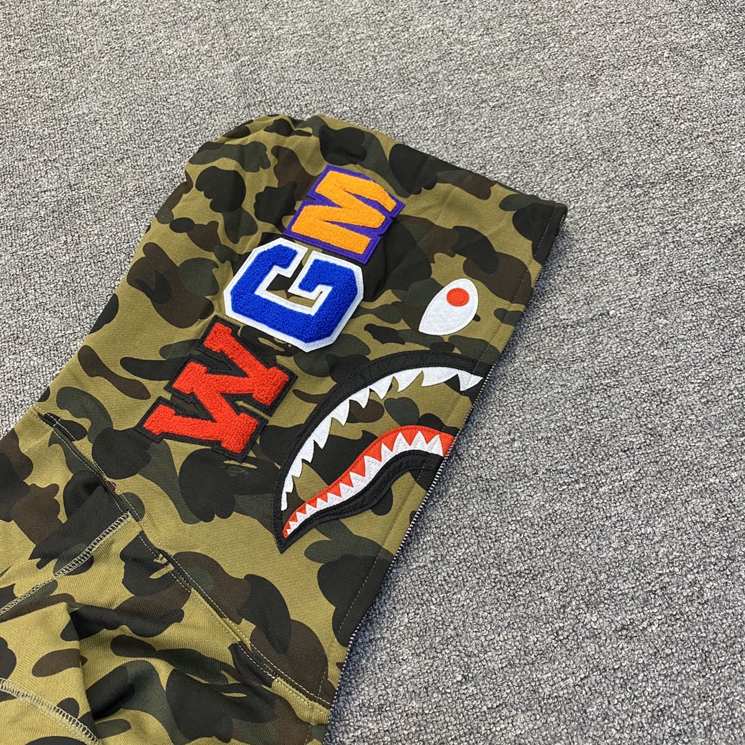 A BATHING APE BAPE CAMO SHARK FULL 长青款 猿人 迷彩 拉链外套 男女同款 