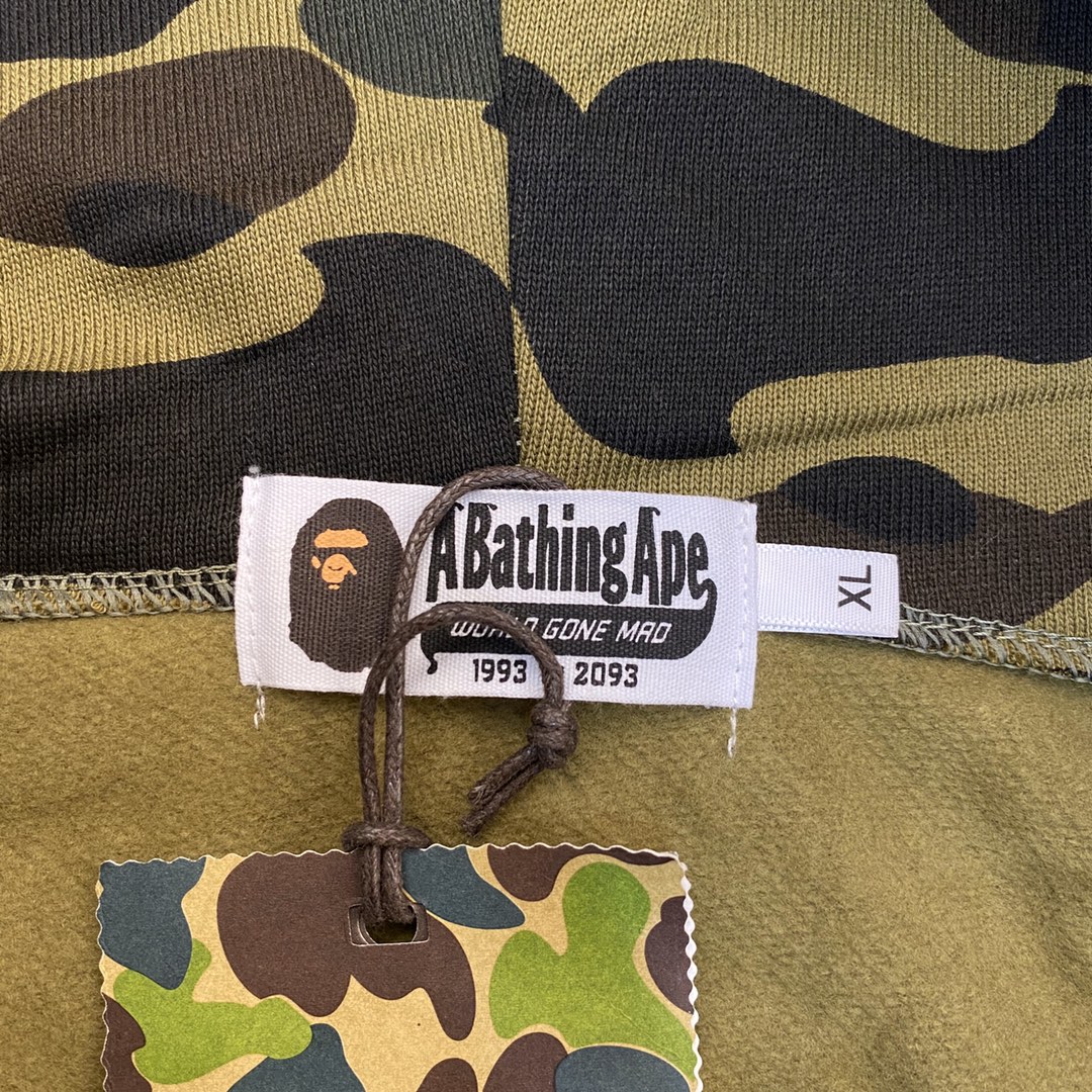 A BATHING APE BAPE CAMO SHARK FULL 长青款 猿人 迷彩 拉链外套 男女同款 