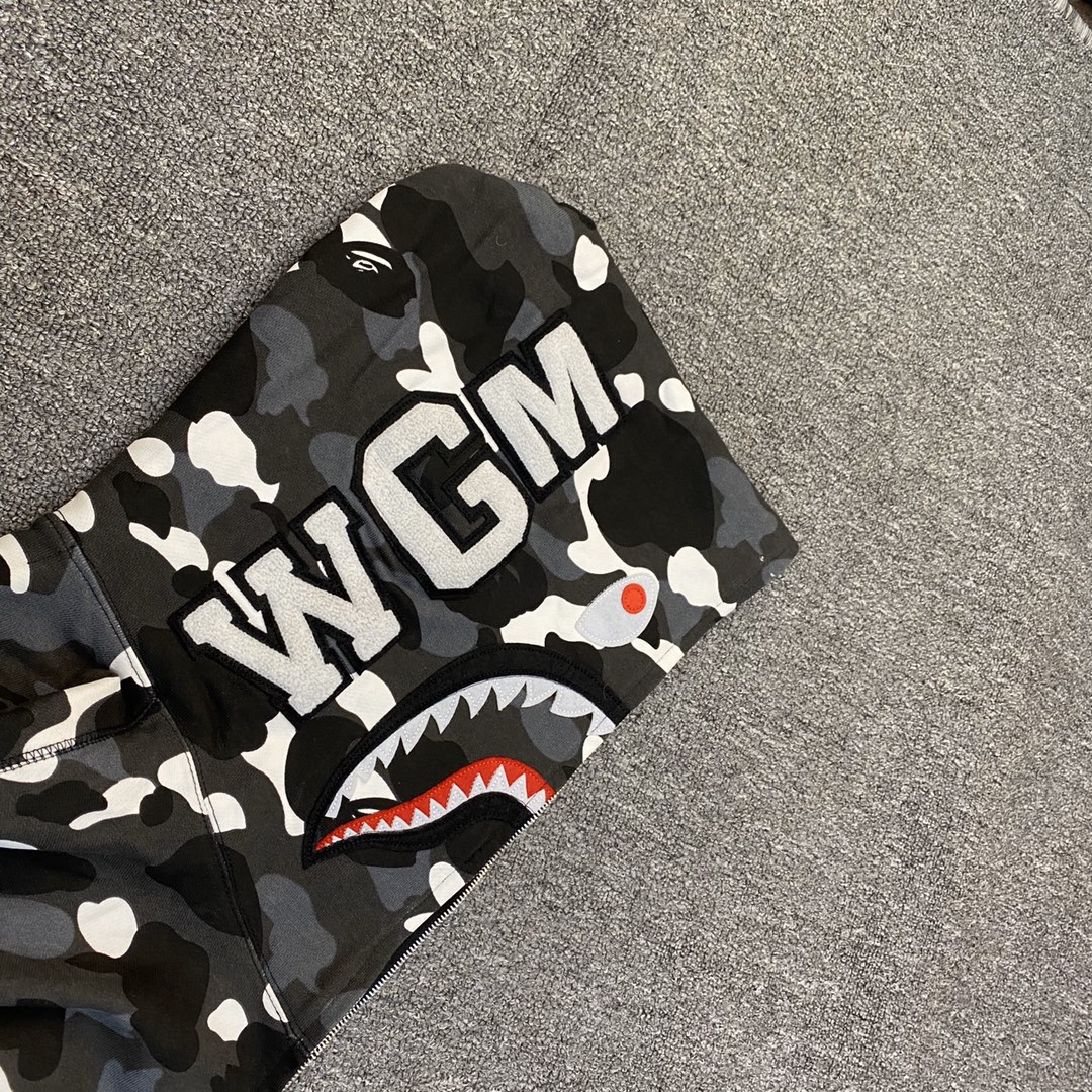 夜光 A BATHING APE BAPE   猿人鲨鱼 迷彩 拉链外套 男女同款 