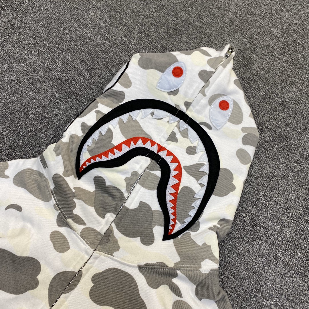 夜光 A BATHING APE BAPE   猿人鲨鱼 迷彩 拉链外套 男女同款 
