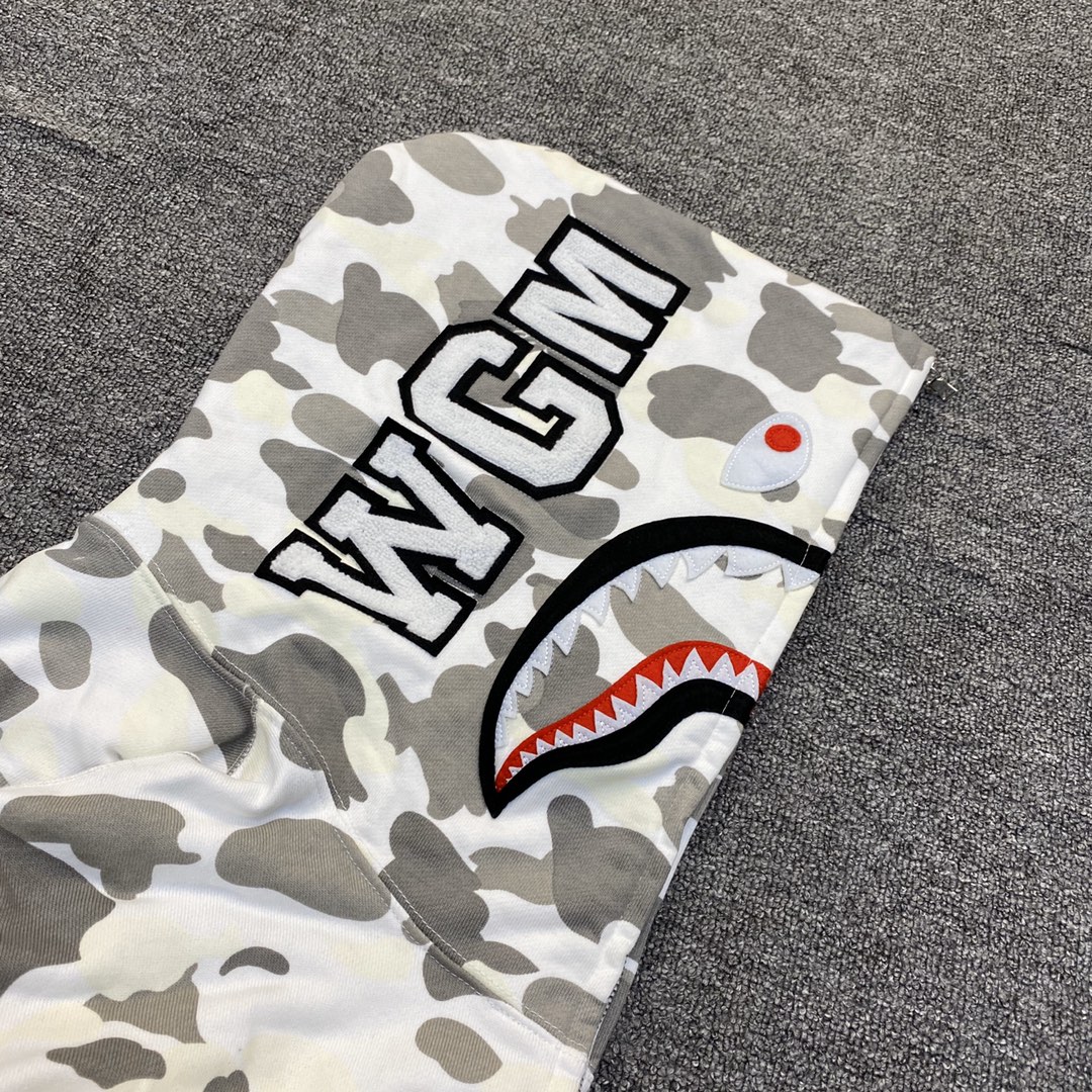 夜光 A BATHING APE BAPE   猿人鲨鱼 迷彩 拉链外套 男女同款 