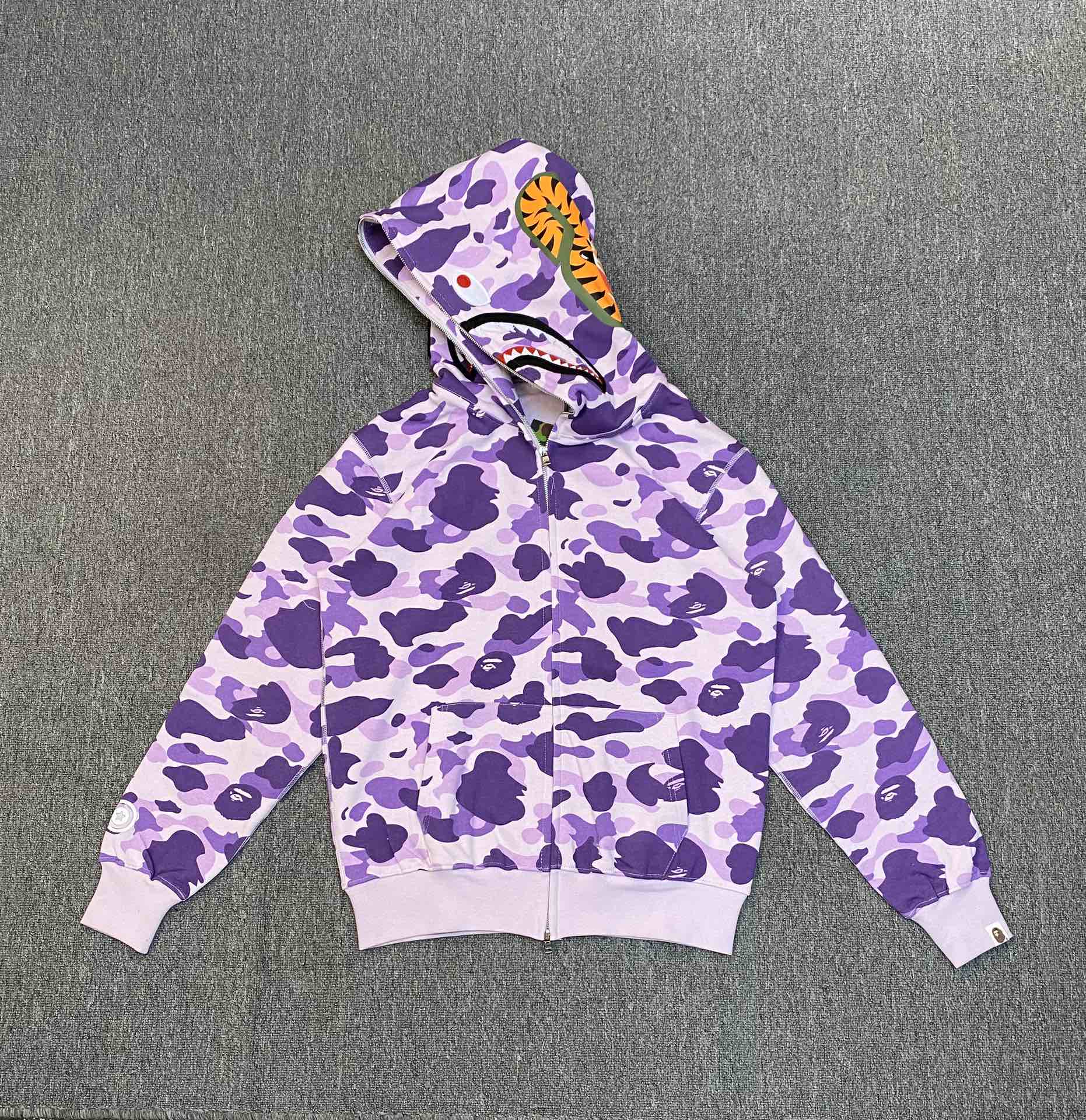 A BATHING APE BAPE  猿人鲨鱼 迷彩 拉链外套 紫色 男女同款 
