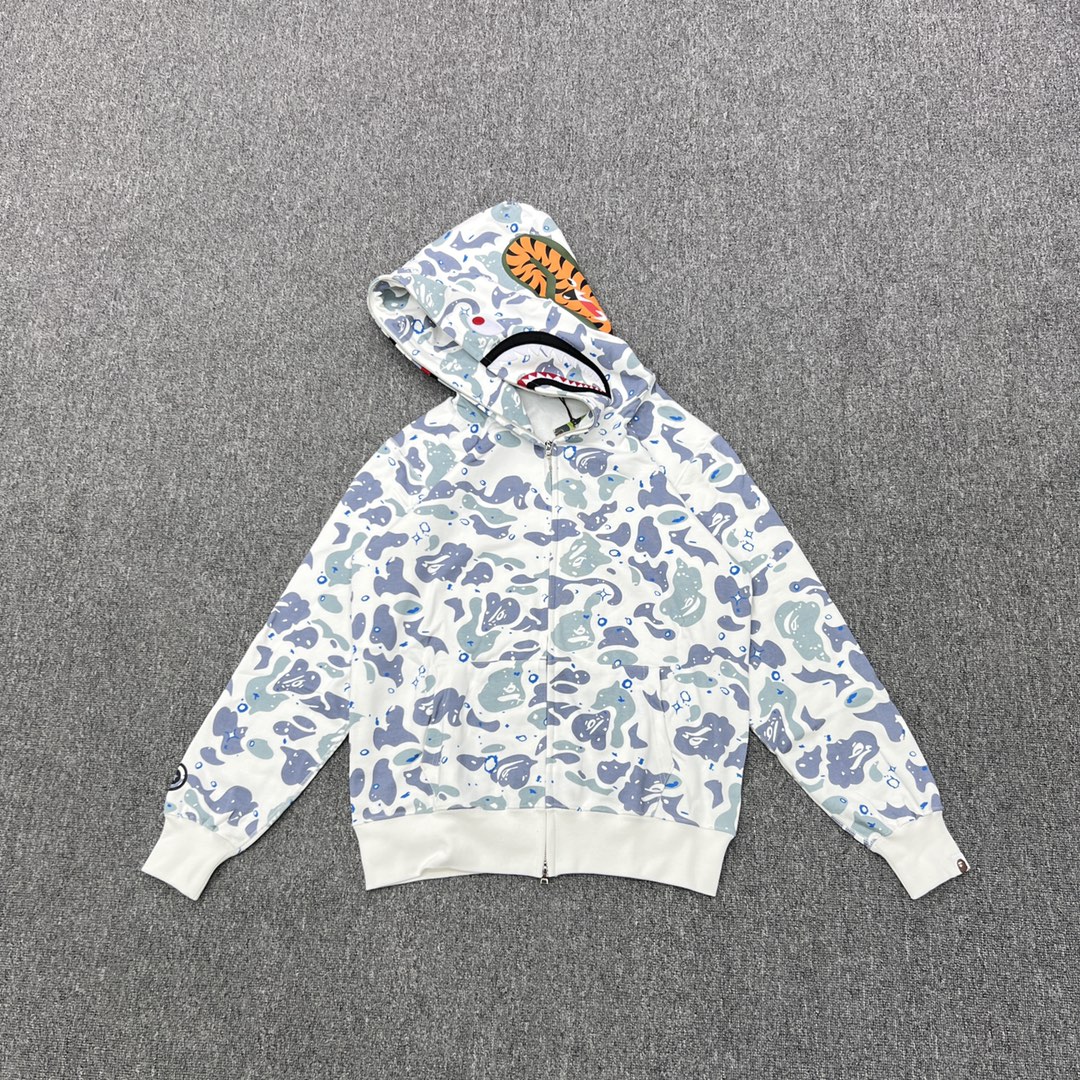 A BATHING APE BAPE  猿人鲨鱼 星空迷彩 拉链外套 白色 男女同款 