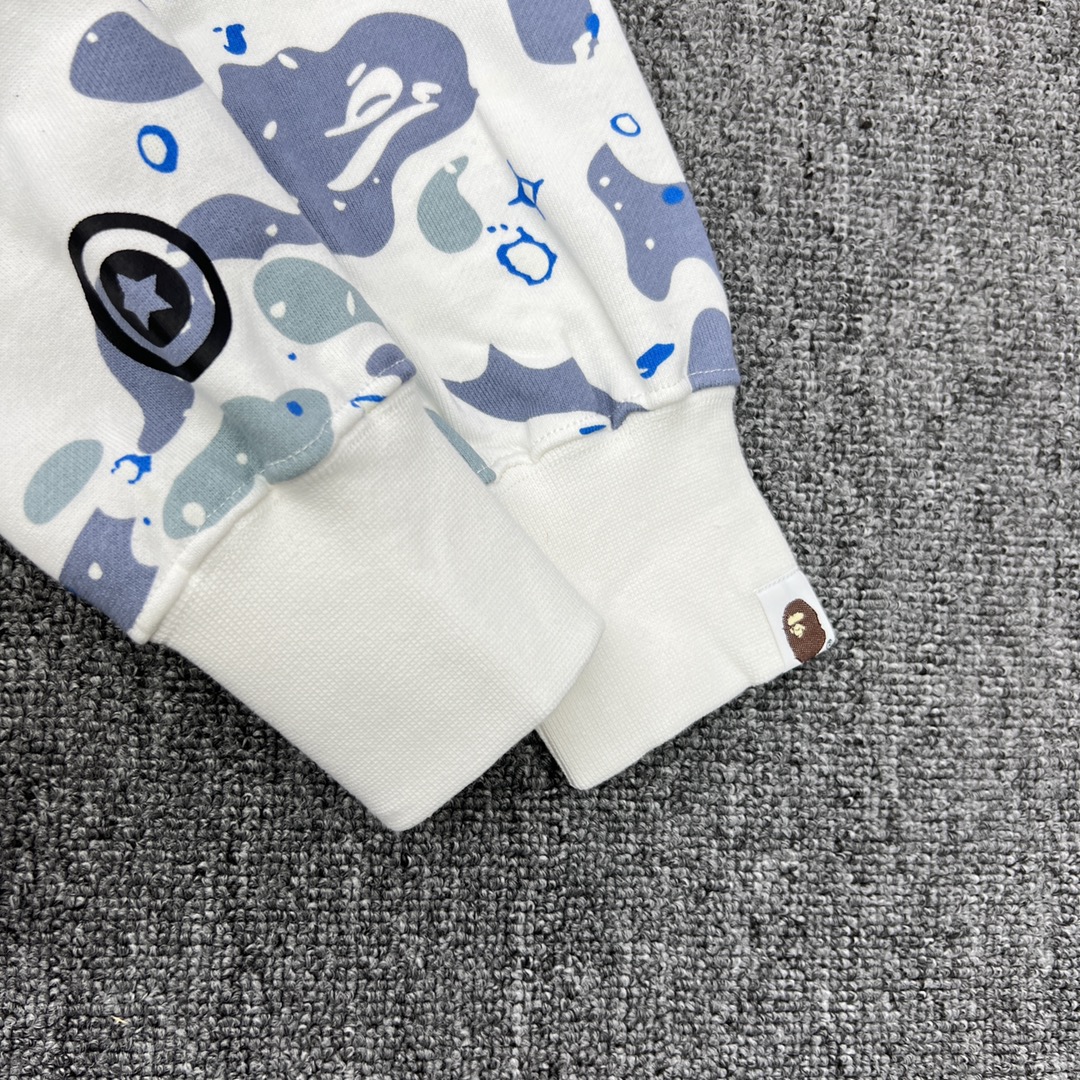 A BATHING APE BAPE  猿人鲨鱼 星空迷彩 拉链外套 白色 男女同款 