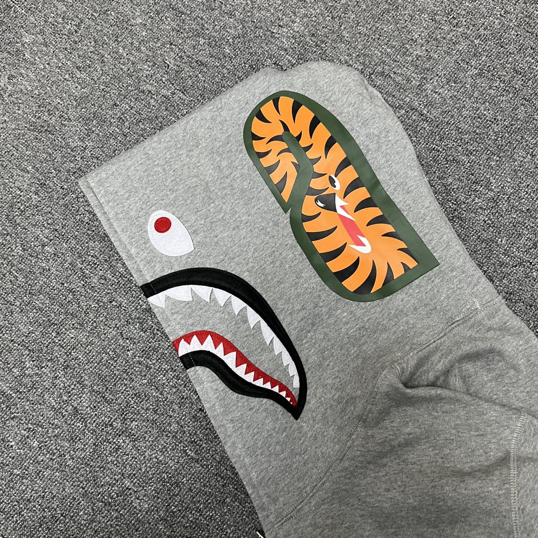 A BATHING APE BAPE  猿人 净色 拉链外套  男女同款 B0