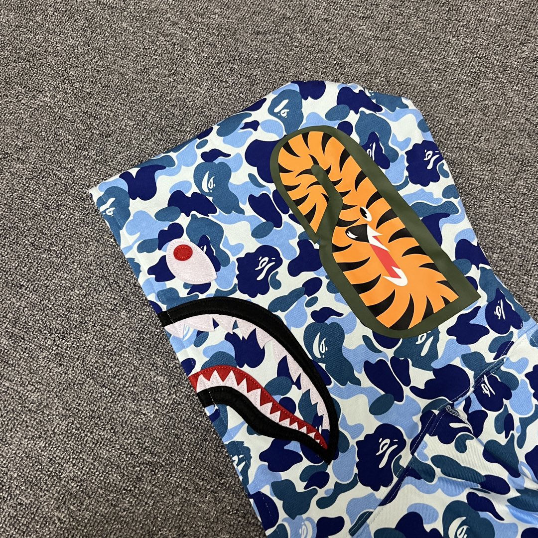 A BATHING APE BAPE  ABC 猿人 迷彩拉链外套  男女同款 B0