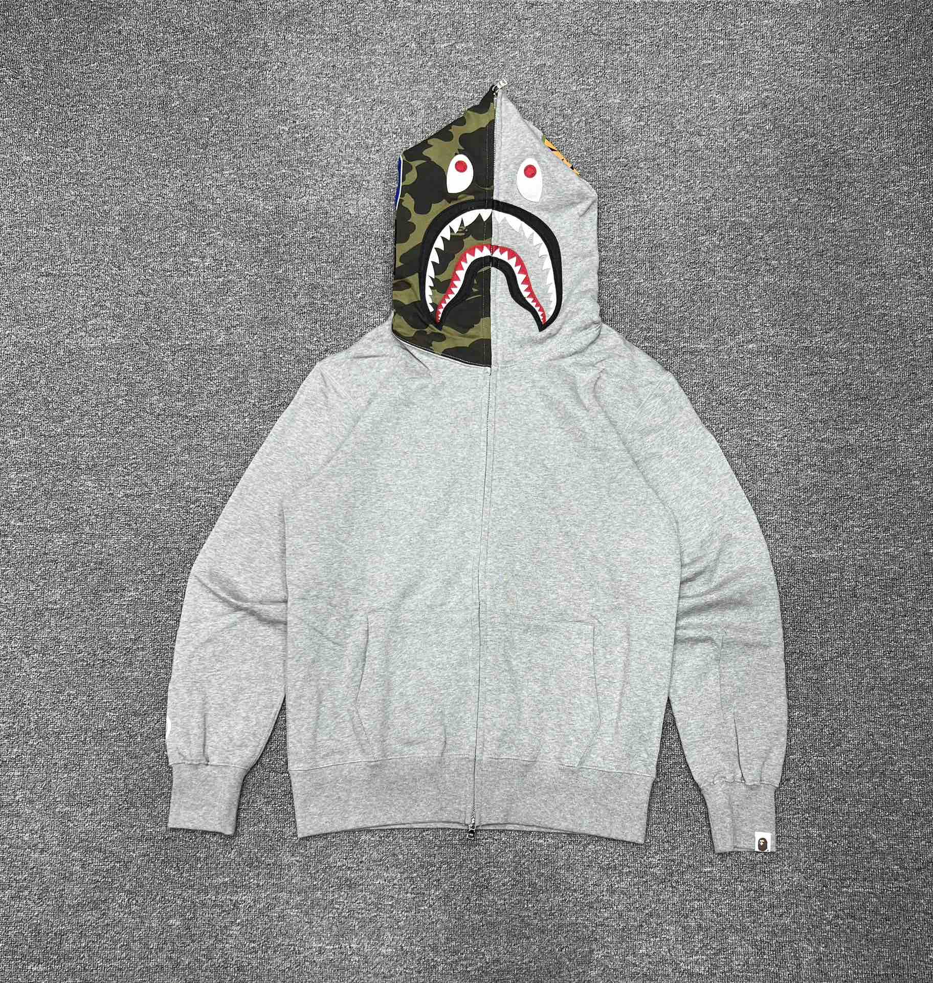 A BATHING APE BAPE  猿人鲨鱼  迷彩拼接 拉链外套 灰色 男女同款 B0