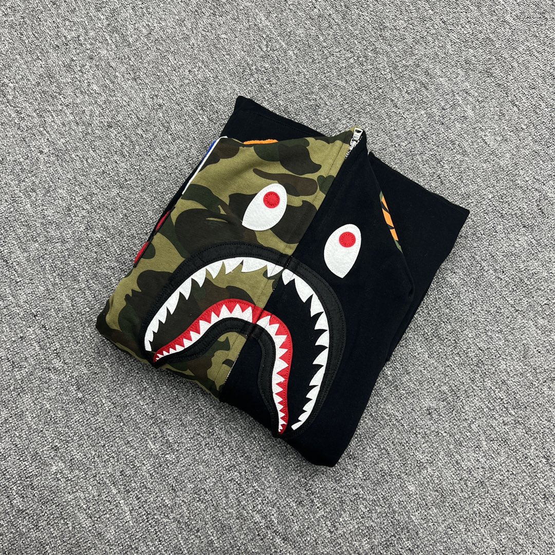 A BATHING APE BAPE  猿人鲨鱼  迷彩拼接 拉链外套 黑色 男女同款 B0