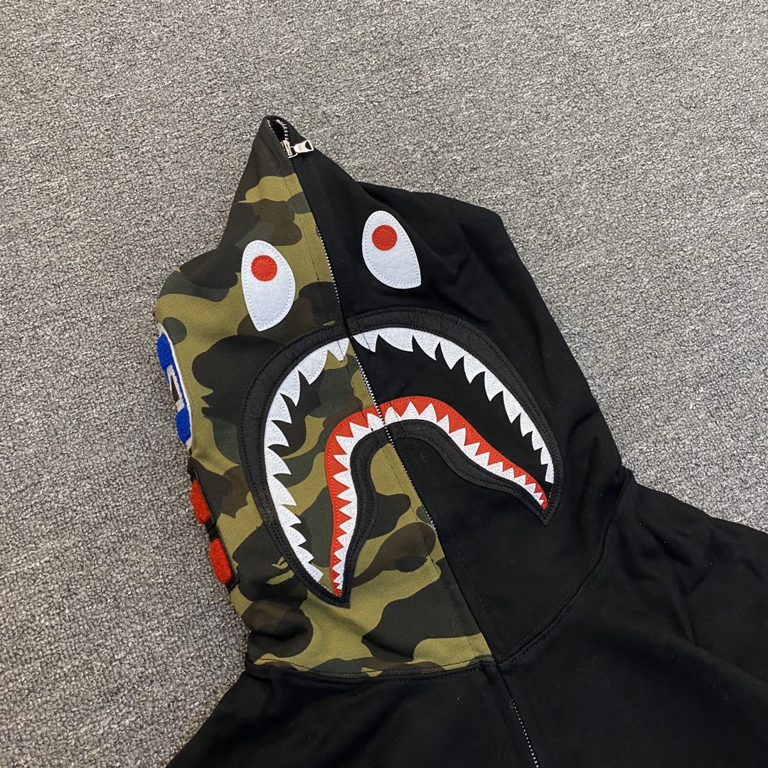 A BATHING APE BAPE  猿人鲨鱼  半袖 迷彩拼接 拉链外套 黑色 男女同款 B0