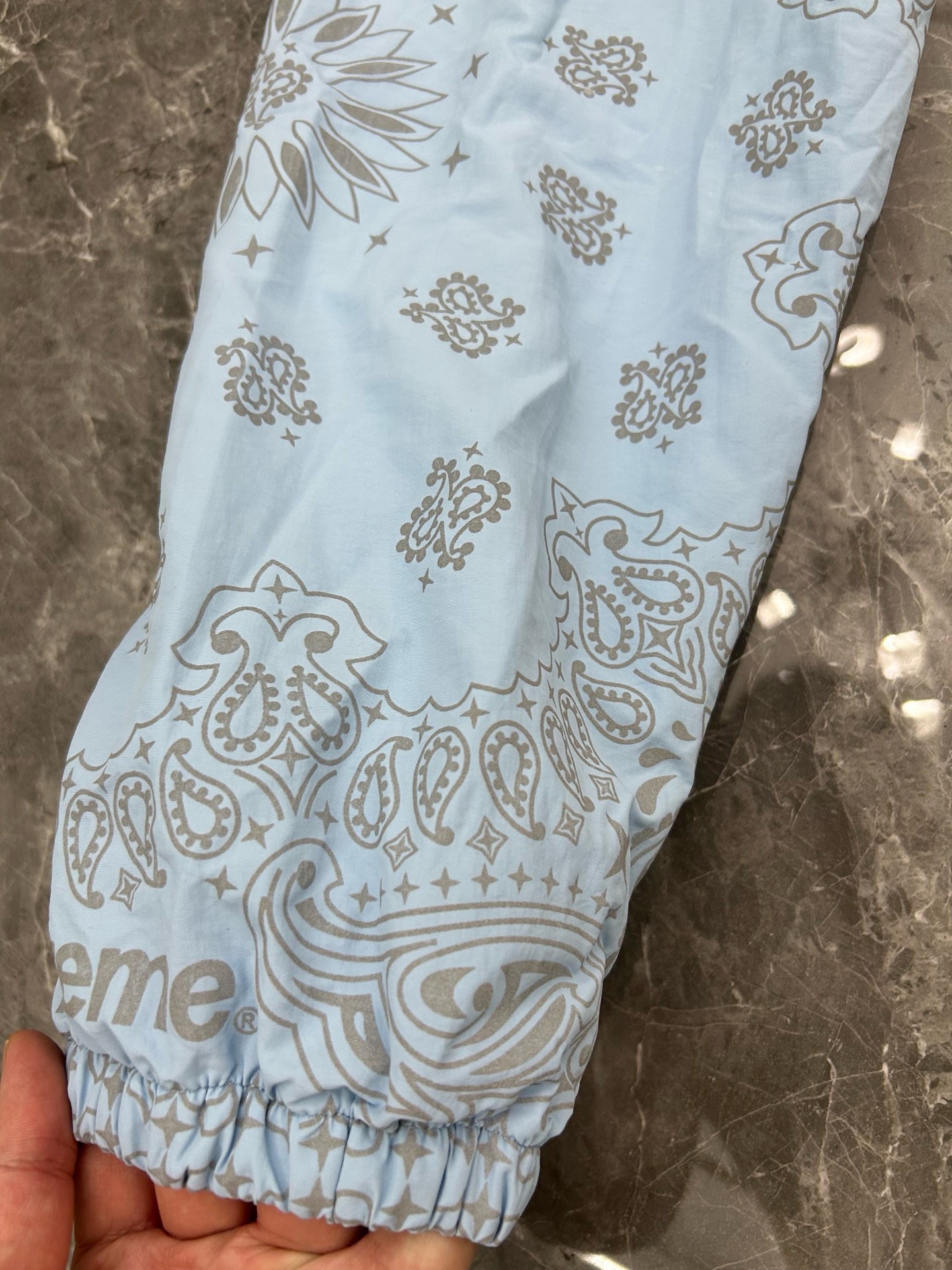 Supreme SS26 Reflective Bandana Anorak 半拉链 连帽卫衣 满印 腰果花 夹克 三色
