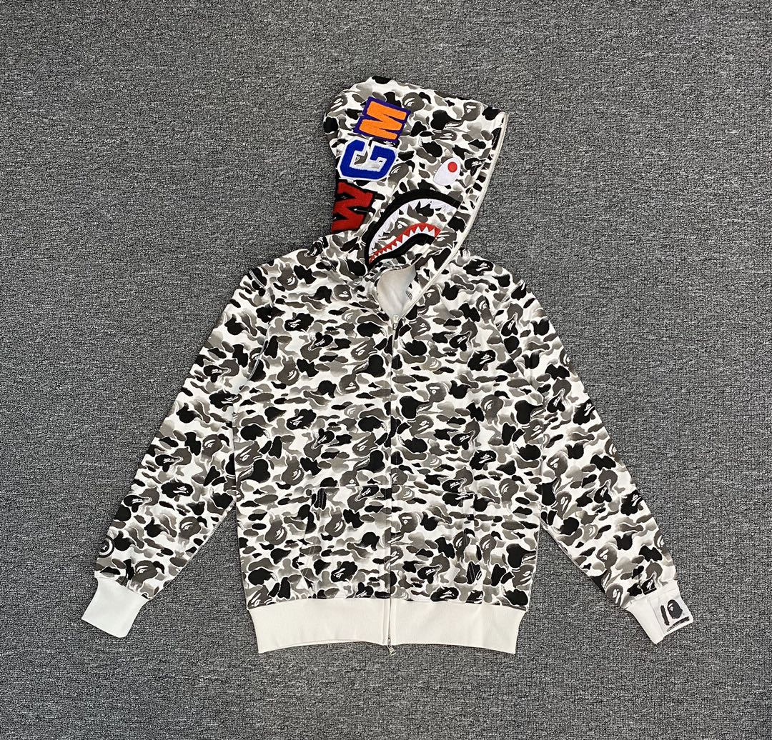 A BATHING APE BAPE  猿人鲨鱼  水墨迷彩拼接 拉链外套 白色 男女同款 B0