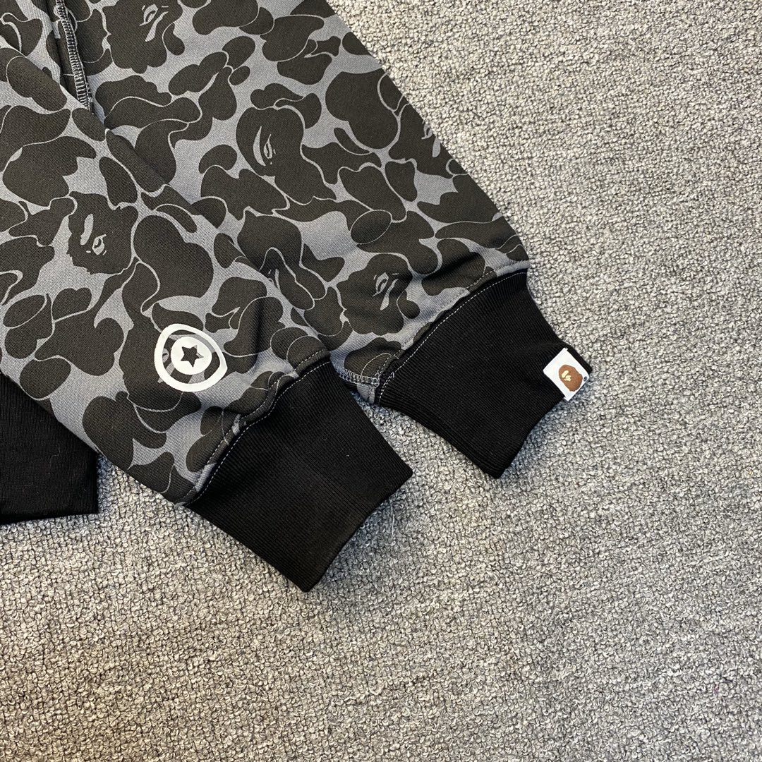 A BATHING APE BAPE  猿人鲨鱼  水墨迷彩拼接 拉链外套 黑色 男女同款 B0