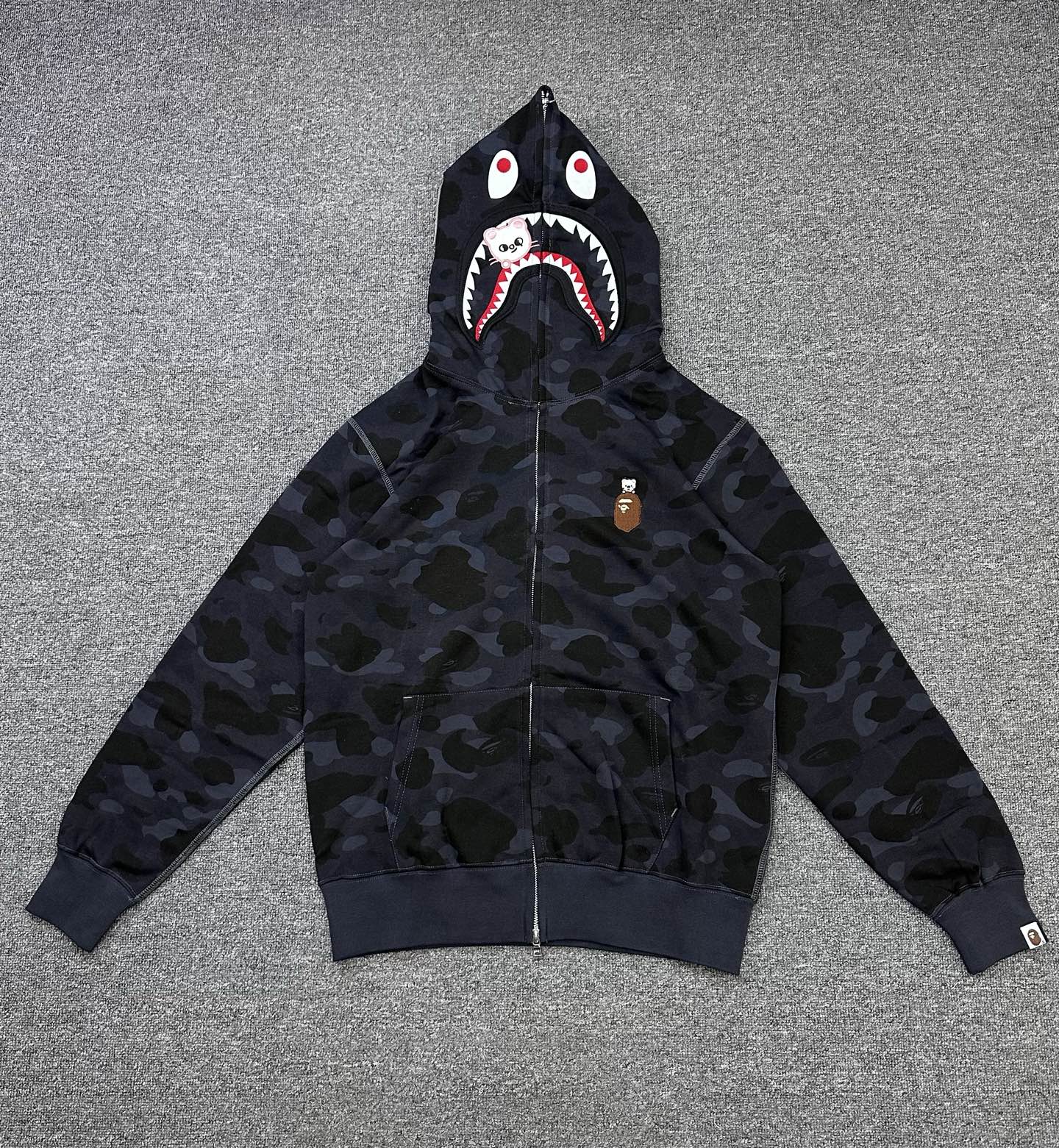 A BATHING APE BAPE Stray Kids 雪貂猿人 迷彩拉链外套 男女同款 B0-1L73-115-921