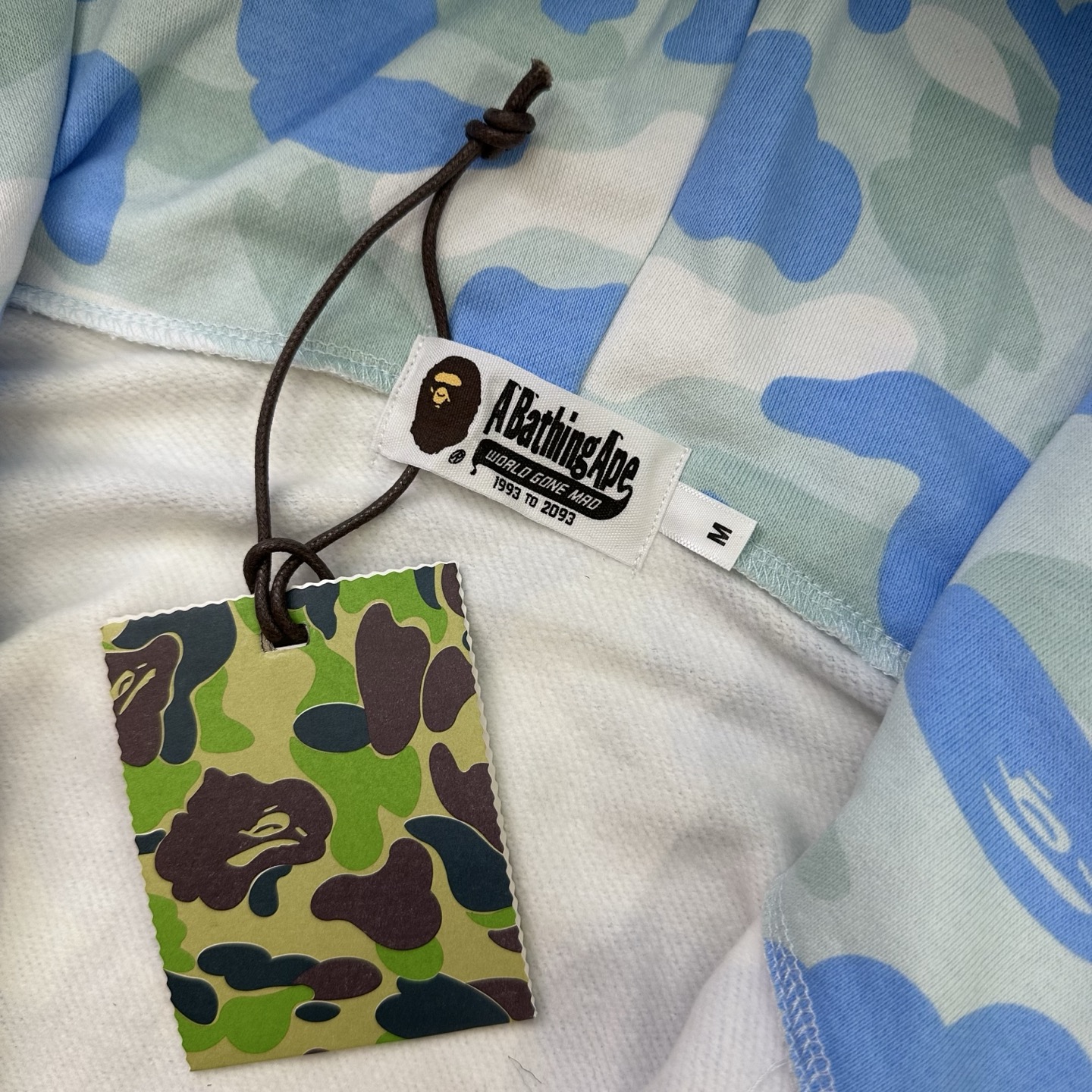 A BATHING APE BAPE Stray Kids 雪貂猿人 迷彩拉链外套 男女同款 B0-1L73-115-921
