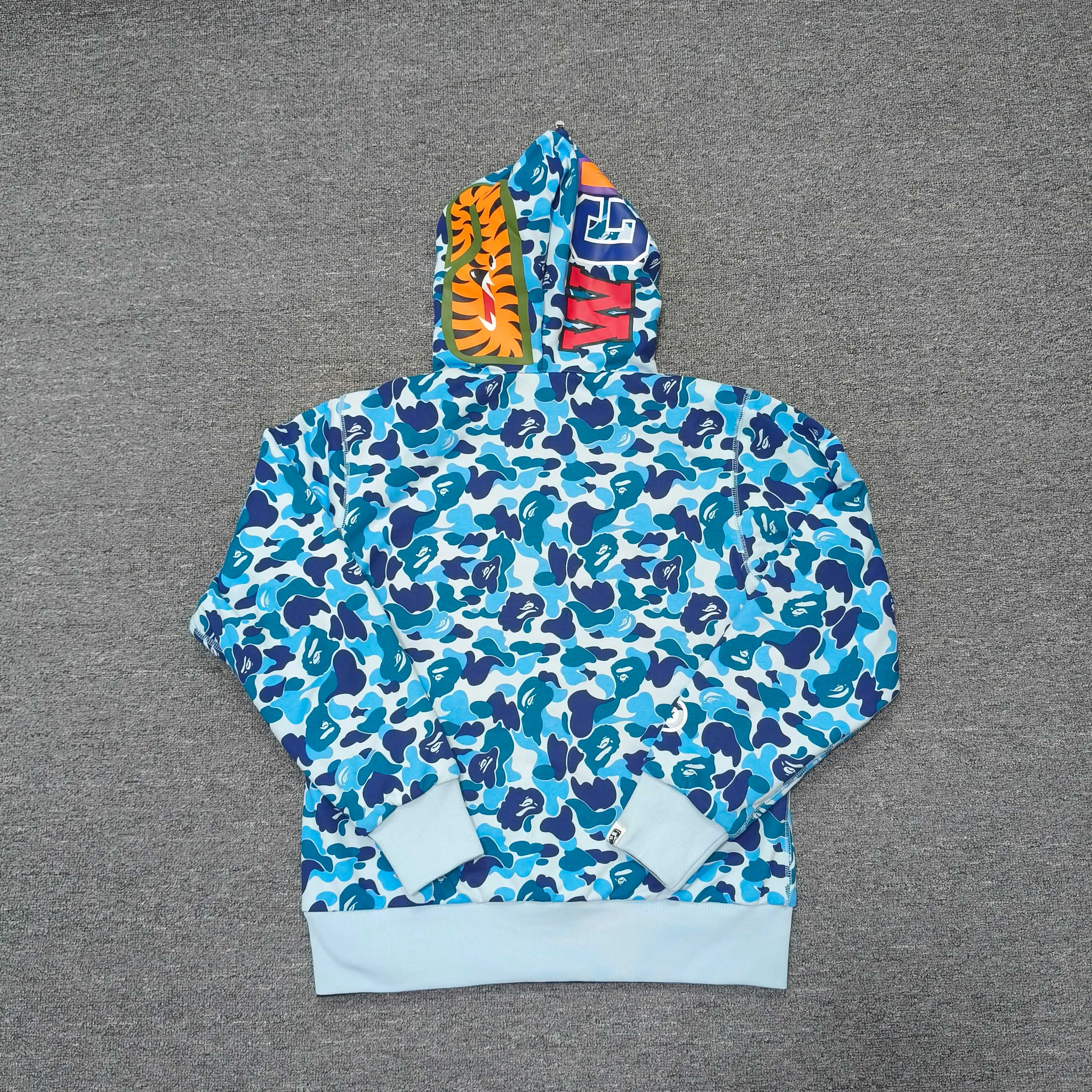 A BATHING APE BAPE   FW25 双面穿   鲨鱼拉链外套  男女同款 内外鸳鸯 黑蓝