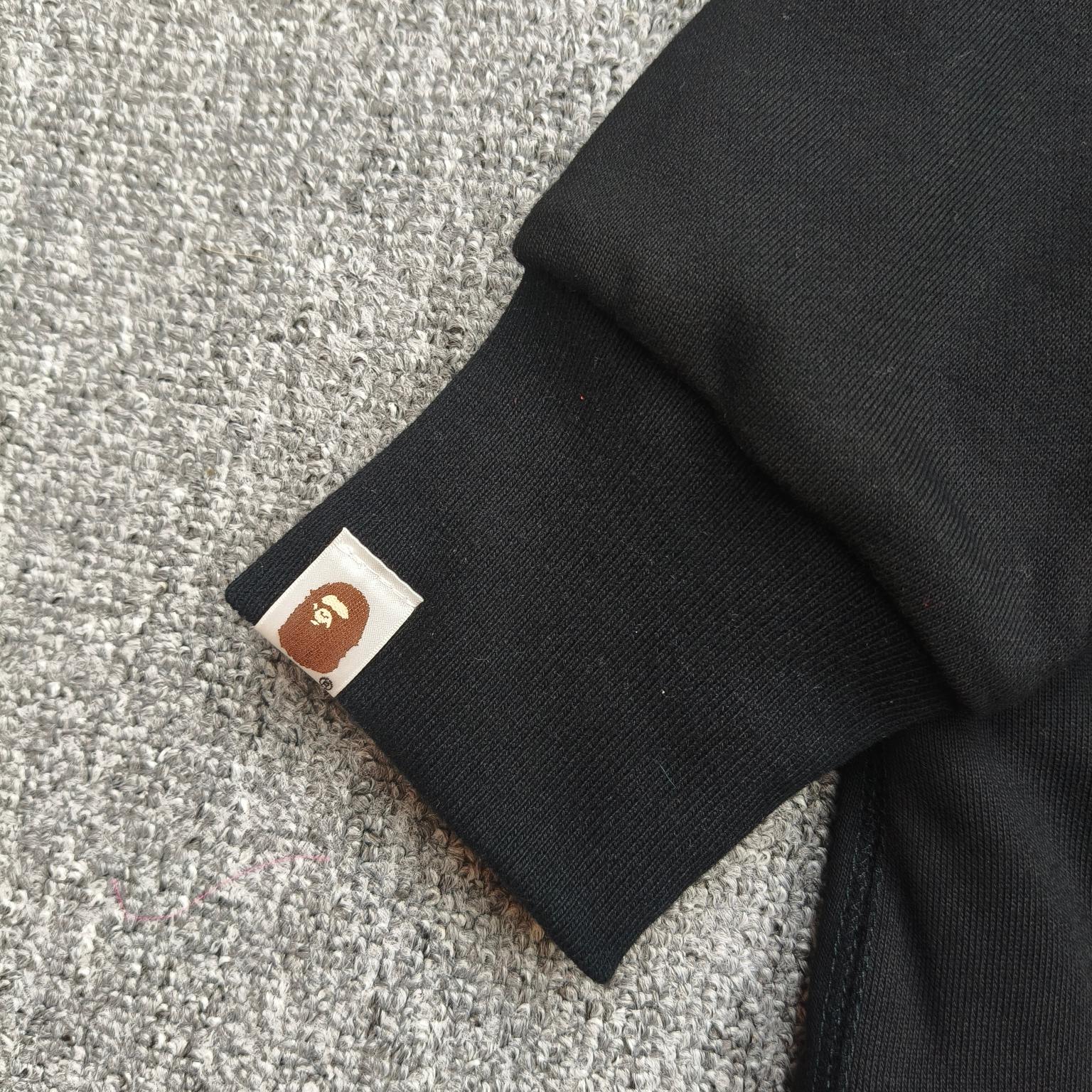 A BATHING APE BAPE   FW25 双面穿   鲨鱼拉链外套  男女同款 内外鸳鸯 黑绿
