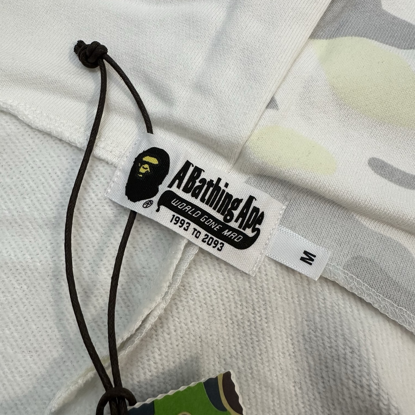 A BATHING APE BAPE  CITY CAMO FW25 CITY CAMO  鲨鱼拉链外套  男女同款  鸳鸯白灰迷彩 