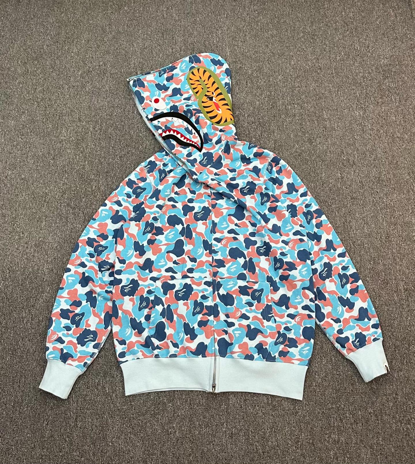 A BATHING APE BAPE  PACK系列 FW24  鲨鱼拉链外套  男女同款 迷彩蓝色