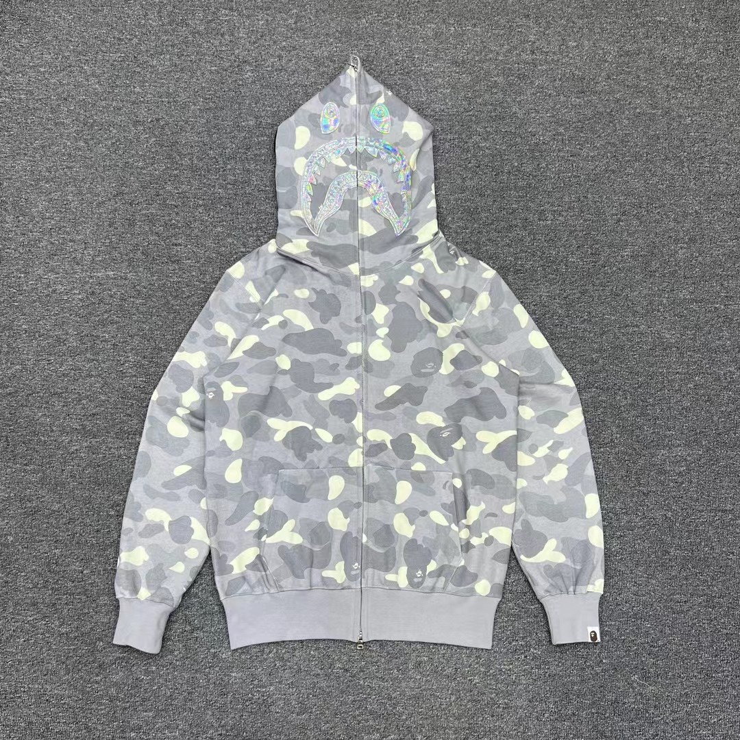A BATHING APE BAPE  CITY CAMO SHARK HOODIE  夜光 镭射 鲨鱼拉链外套  男女同款 灰色