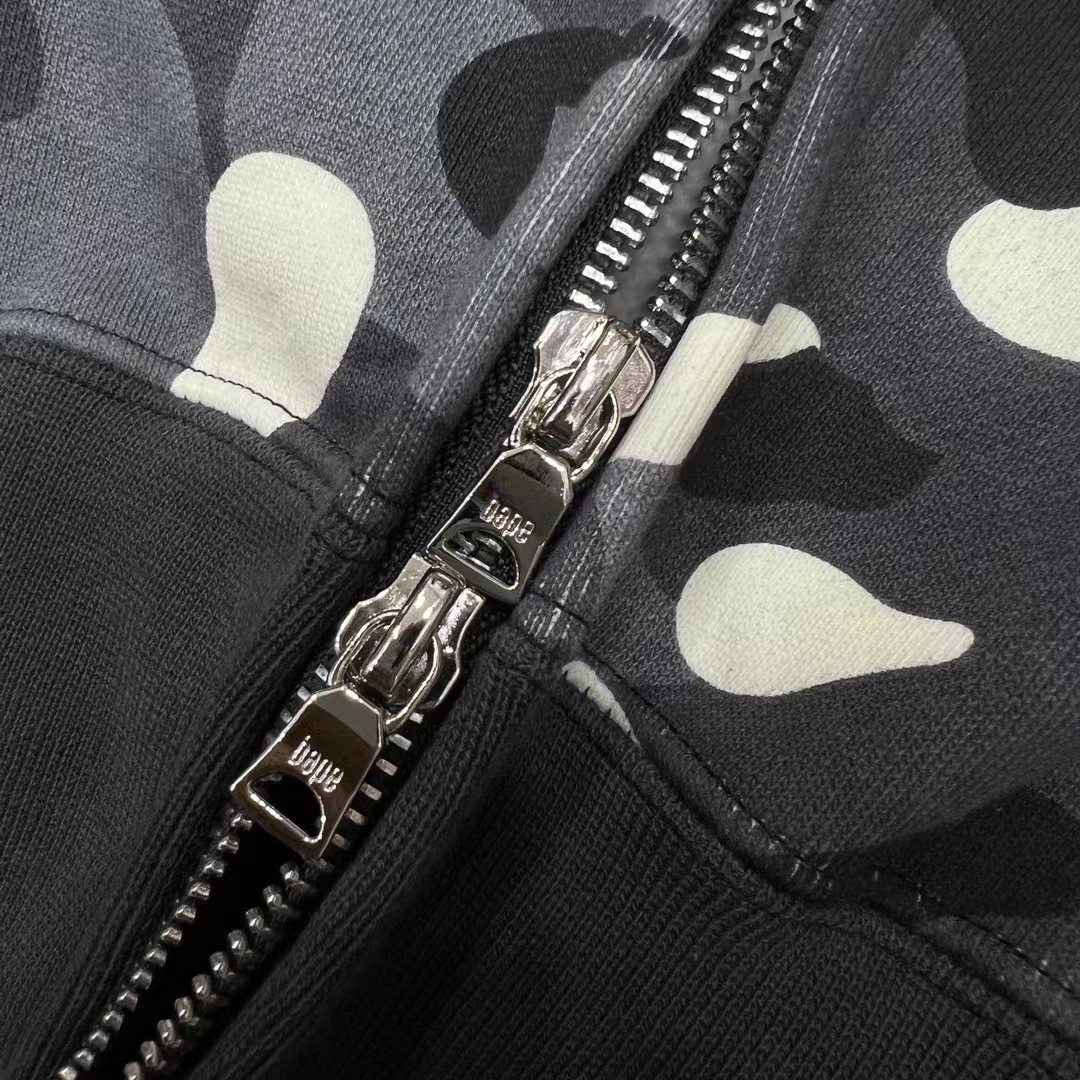 A BATHING APE BAPE  CITY CAMO SHARK HOODIE  夜光 鲨鱼拉链外套  男女同款 黑色