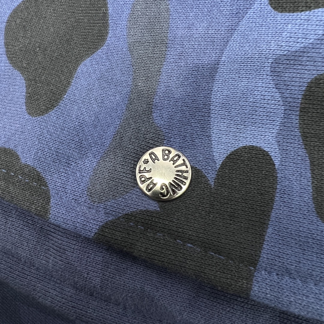 A BATHING APE BAPE  双帽  鲨鱼拉链外套  男女同款 红色  1G80-115-022