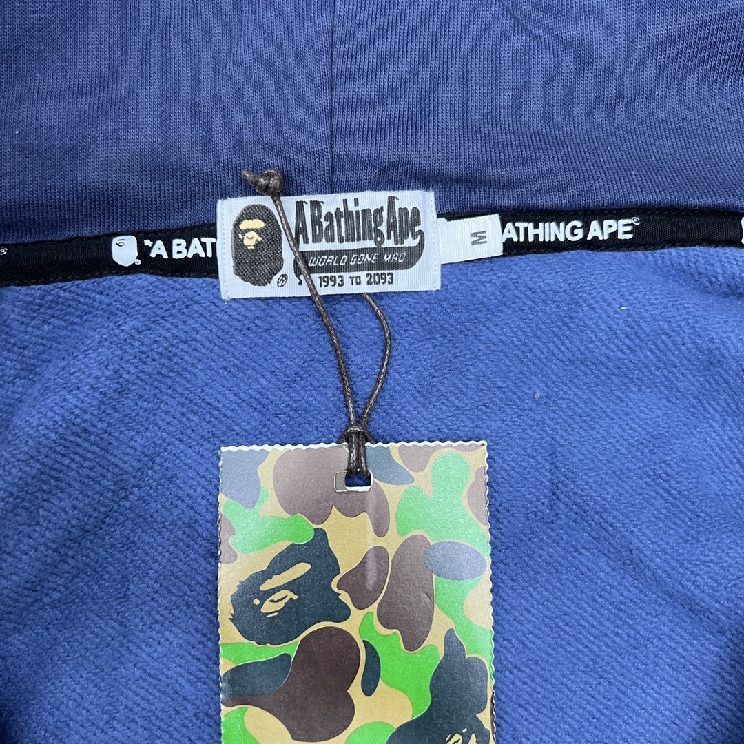 A BATHING APE BAPE  双帽  鲨鱼拉链外套  男女同款 红色  1G80-115-022