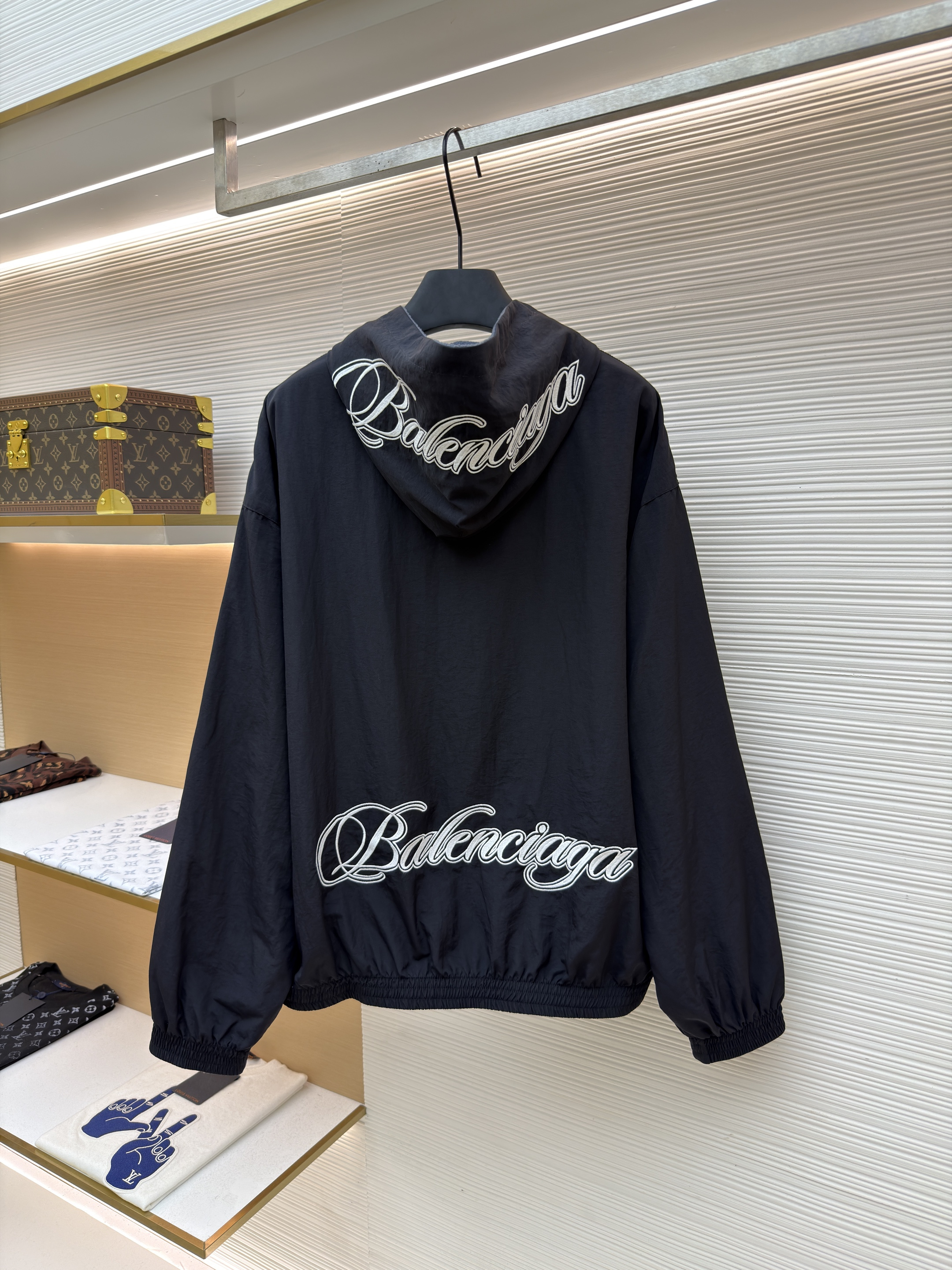 Balenciaga 巴黎世家 草书刺绣抓绒双面两穿拉链连帽夹克 外套 秋冬 长袖 C0