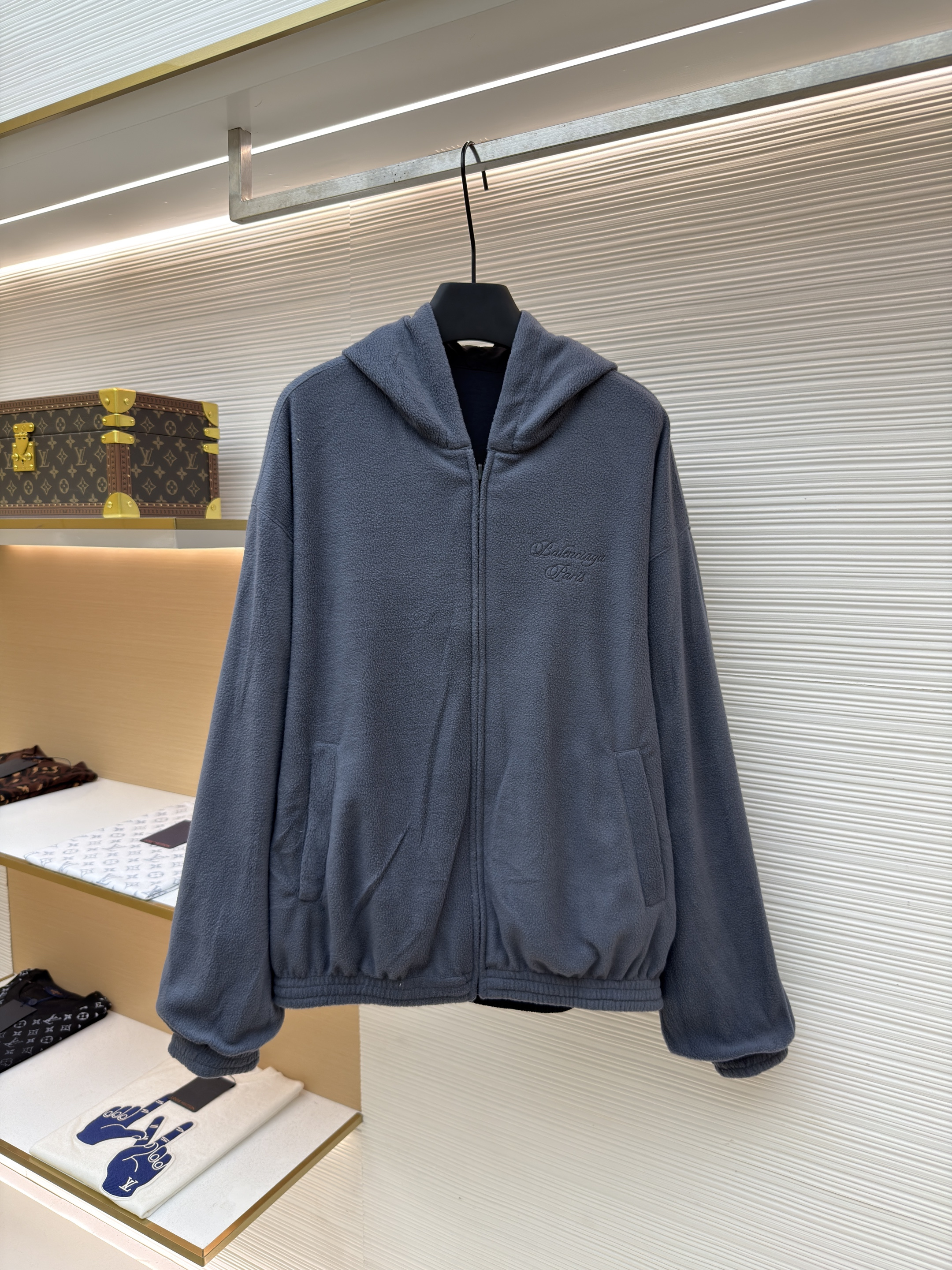 Balenciaga 巴黎世家 草书刺绣抓绒双面两穿拉链连帽夹克 外套 秋冬 长袖 C0