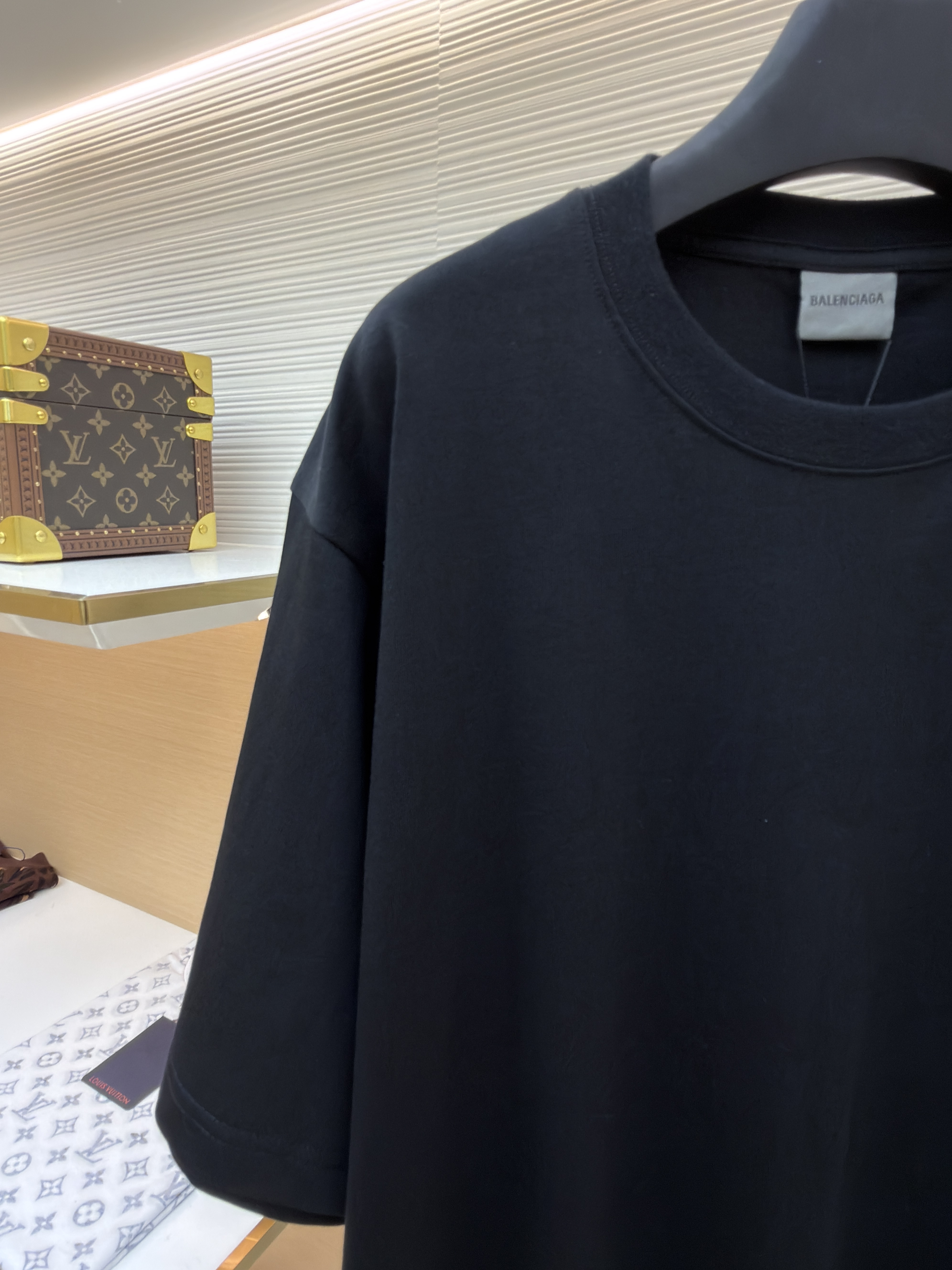 Balenciaga 巴黎世家 细闪胶带印花圆领短袖 T恤 圆领 夏季 黑色 灰色 A0 
