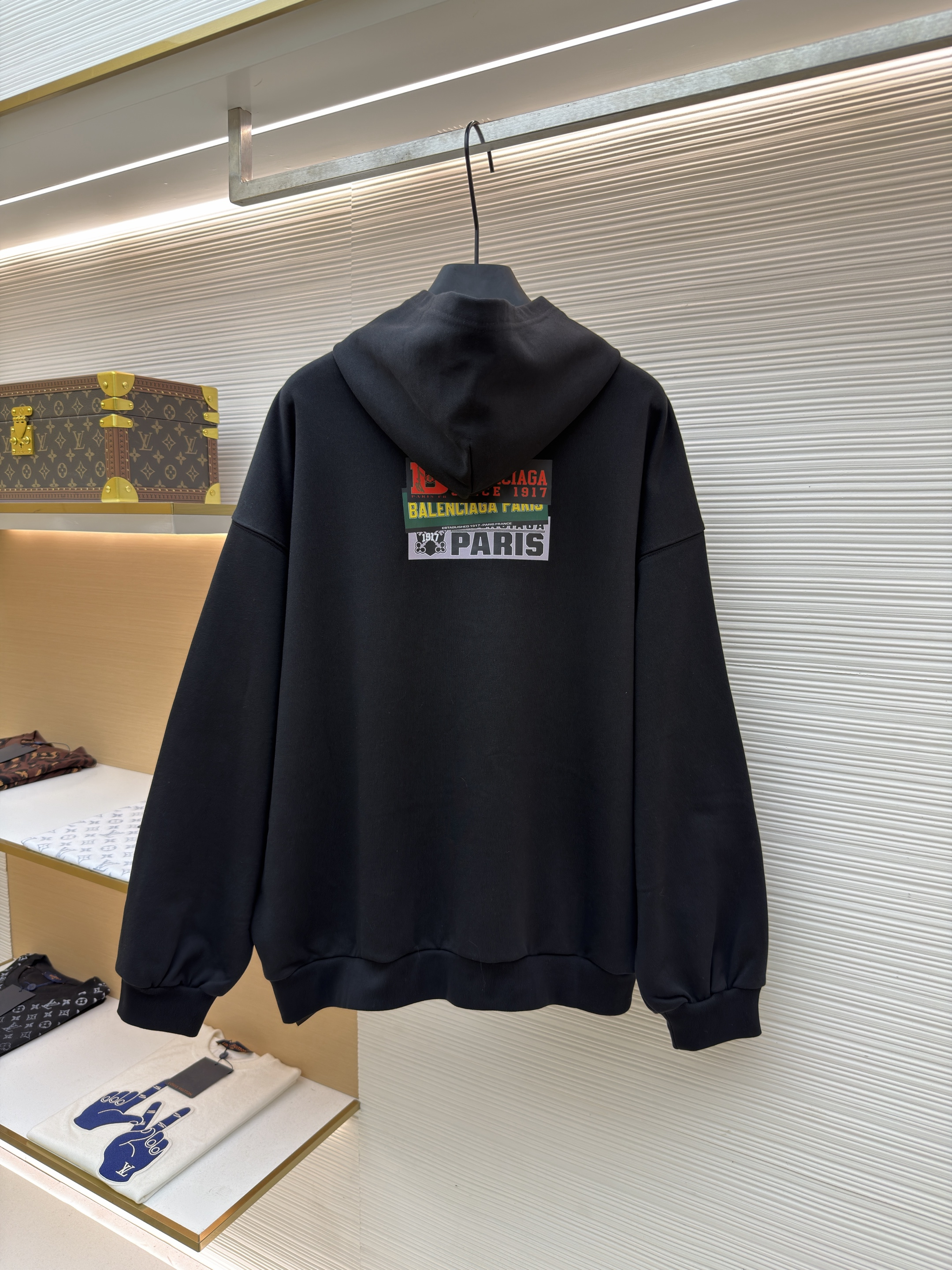 Balenciaga 巴黎世家 Bumper Stickers连帽卫衣 外套 连帽衫 长袖 秋冬 黑色 B0