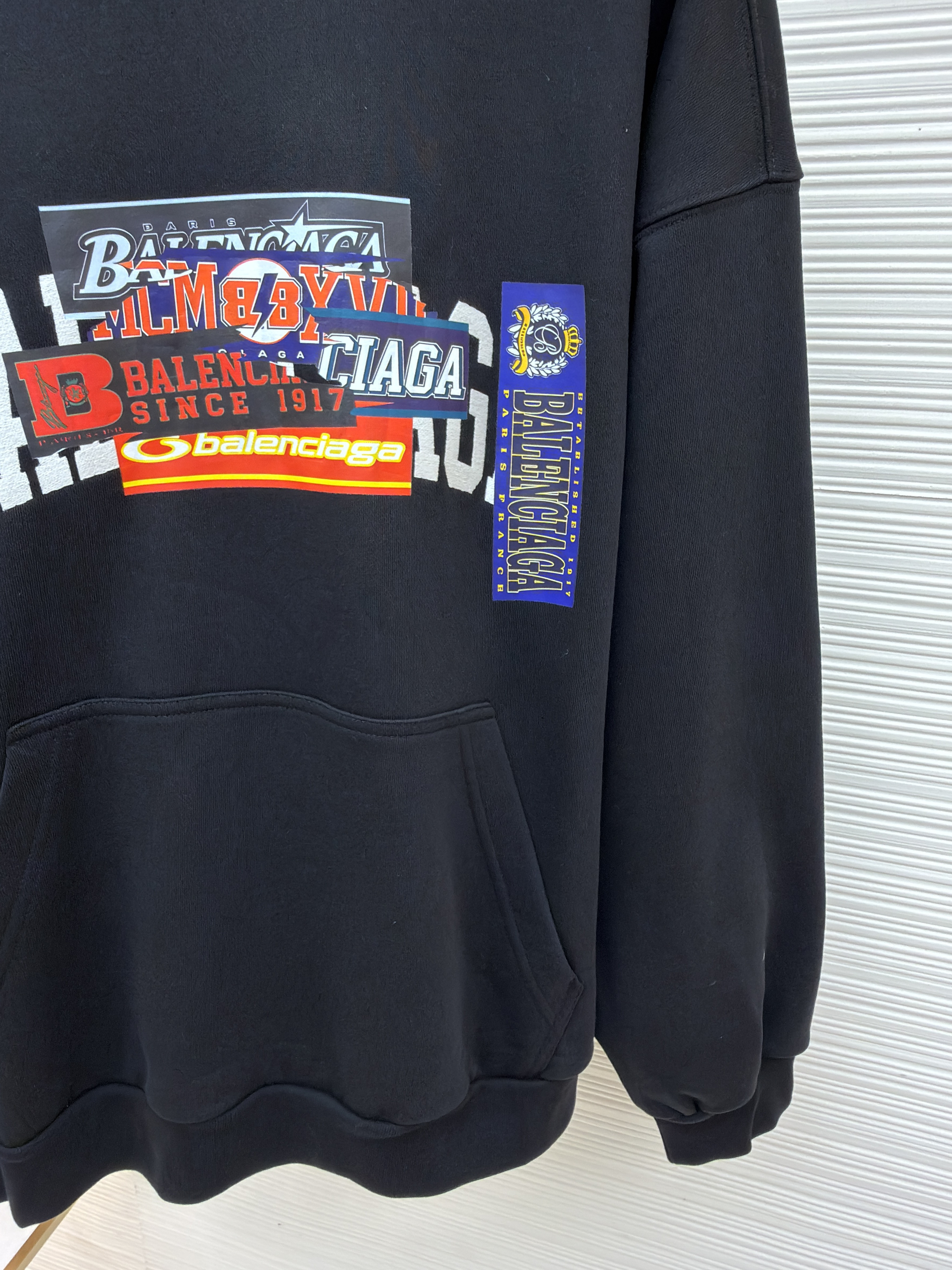 Balenciaga 巴黎世家 Bumper Stickers连帽卫衣 外套 连帽衫 长袖 秋冬 黑色 B0