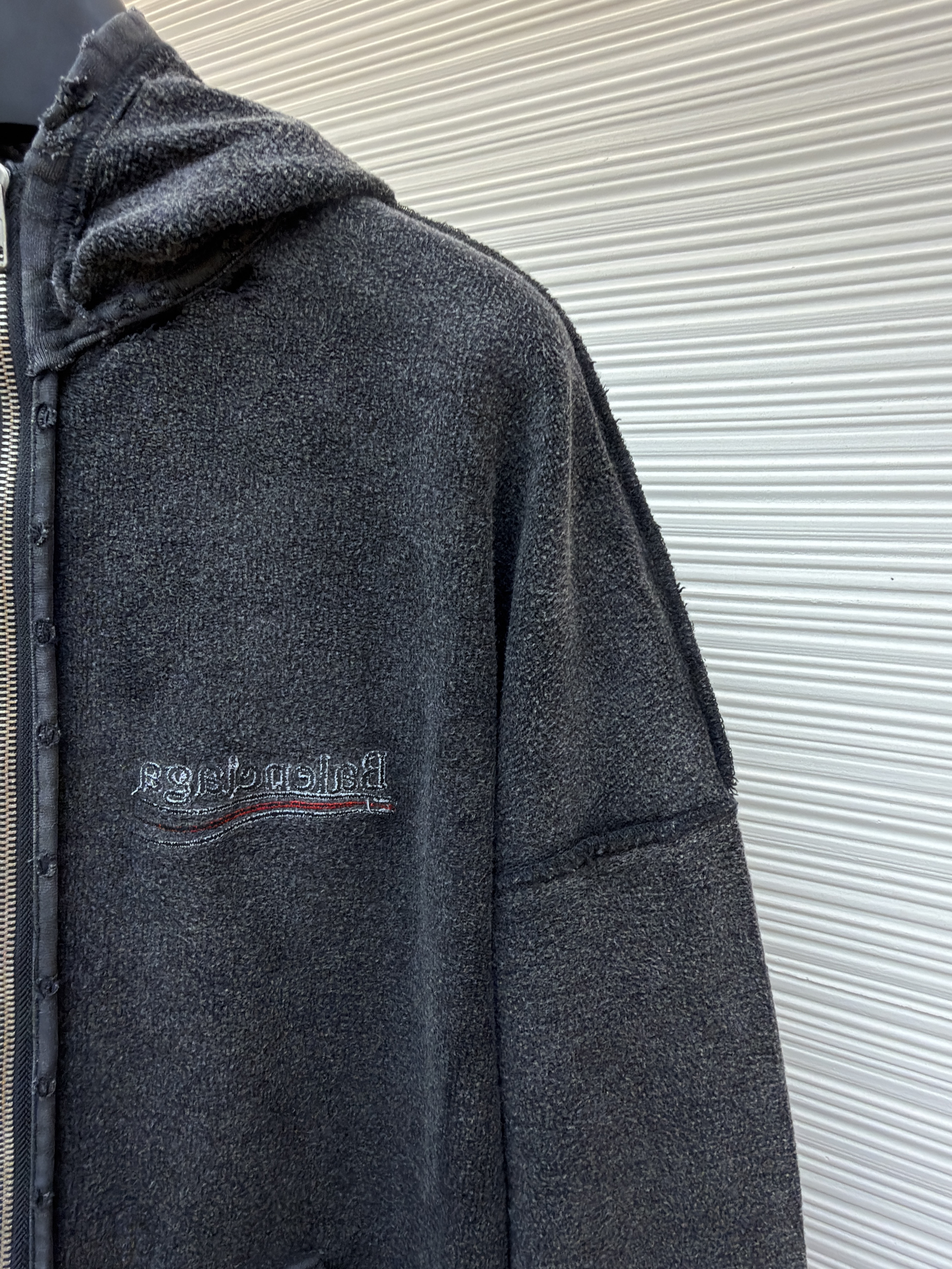 Balenciaga 巴黎世家 做旧反转可乐拉链连帽卫衣 夹克 外套 连帽衫 长袖 秋冬 深灰色 B0