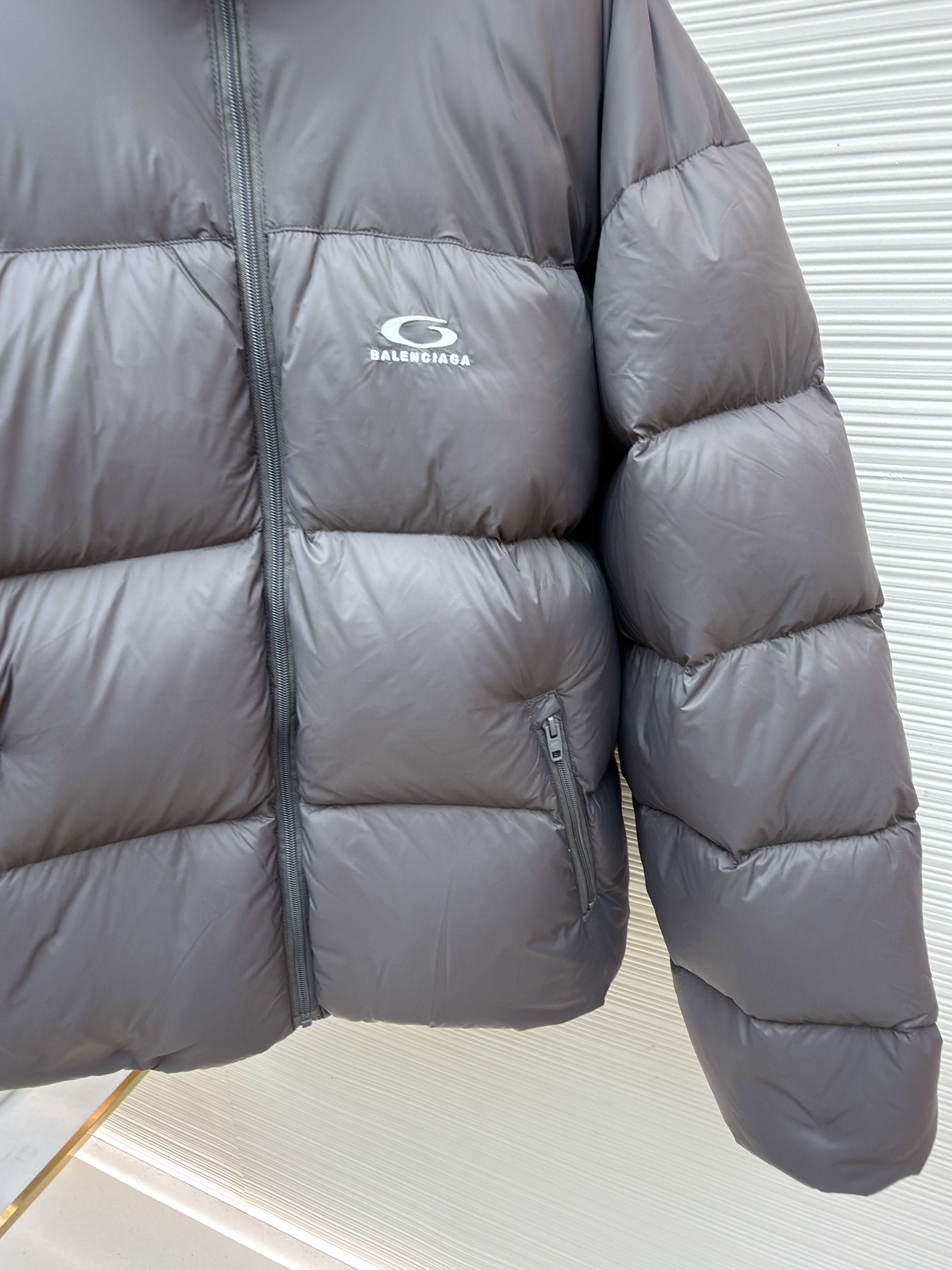Balenciaga 巴黎世家 徽标logo拉链立领羽绒服 外套 夹克 保暖 长袖 黑色 灰色 C5