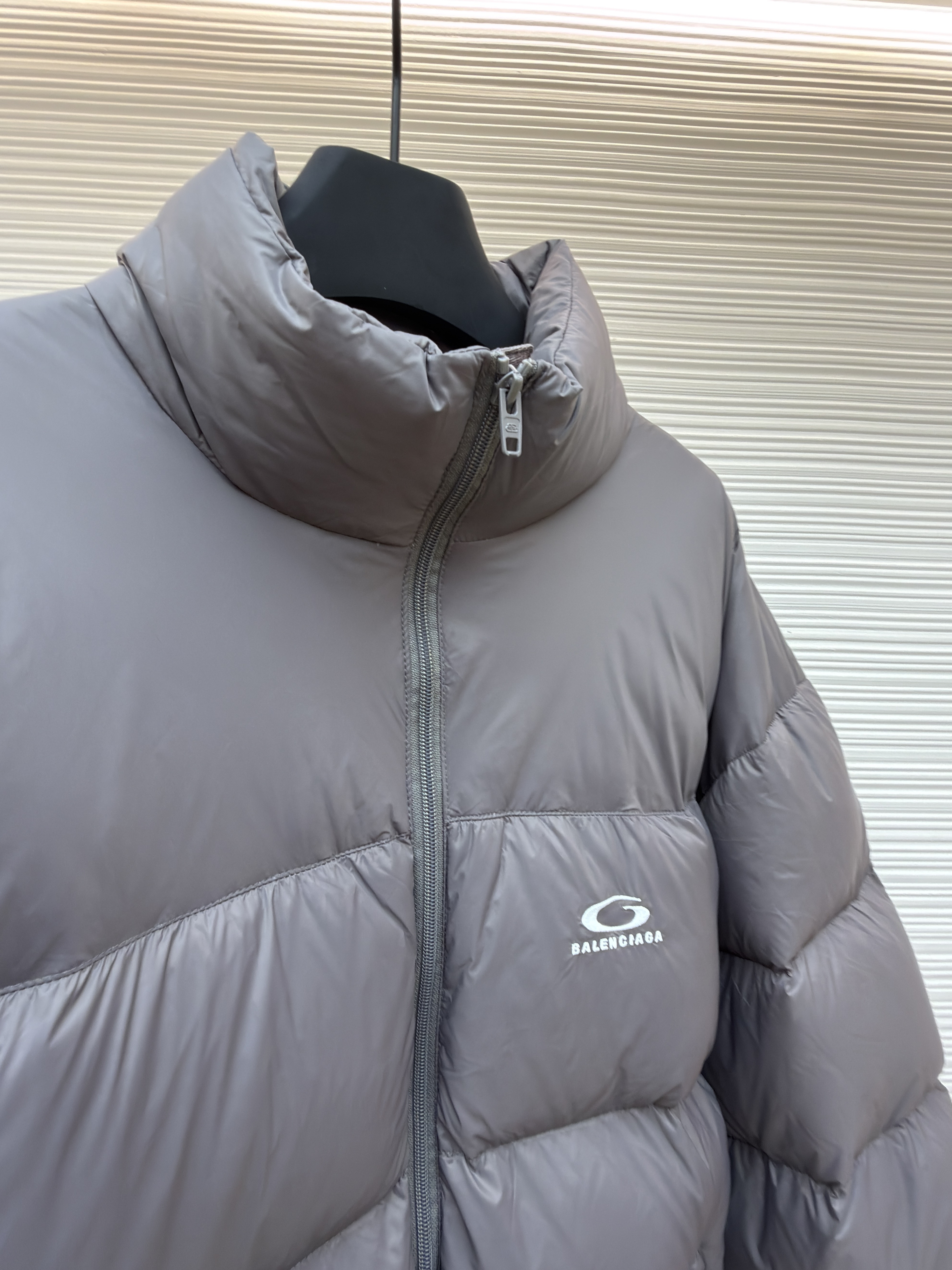Balenciaga 巴黎世家 徽标logo拉链立领羽绒服 外套 夹克 保暖 长袖 黑色 灰色 C5