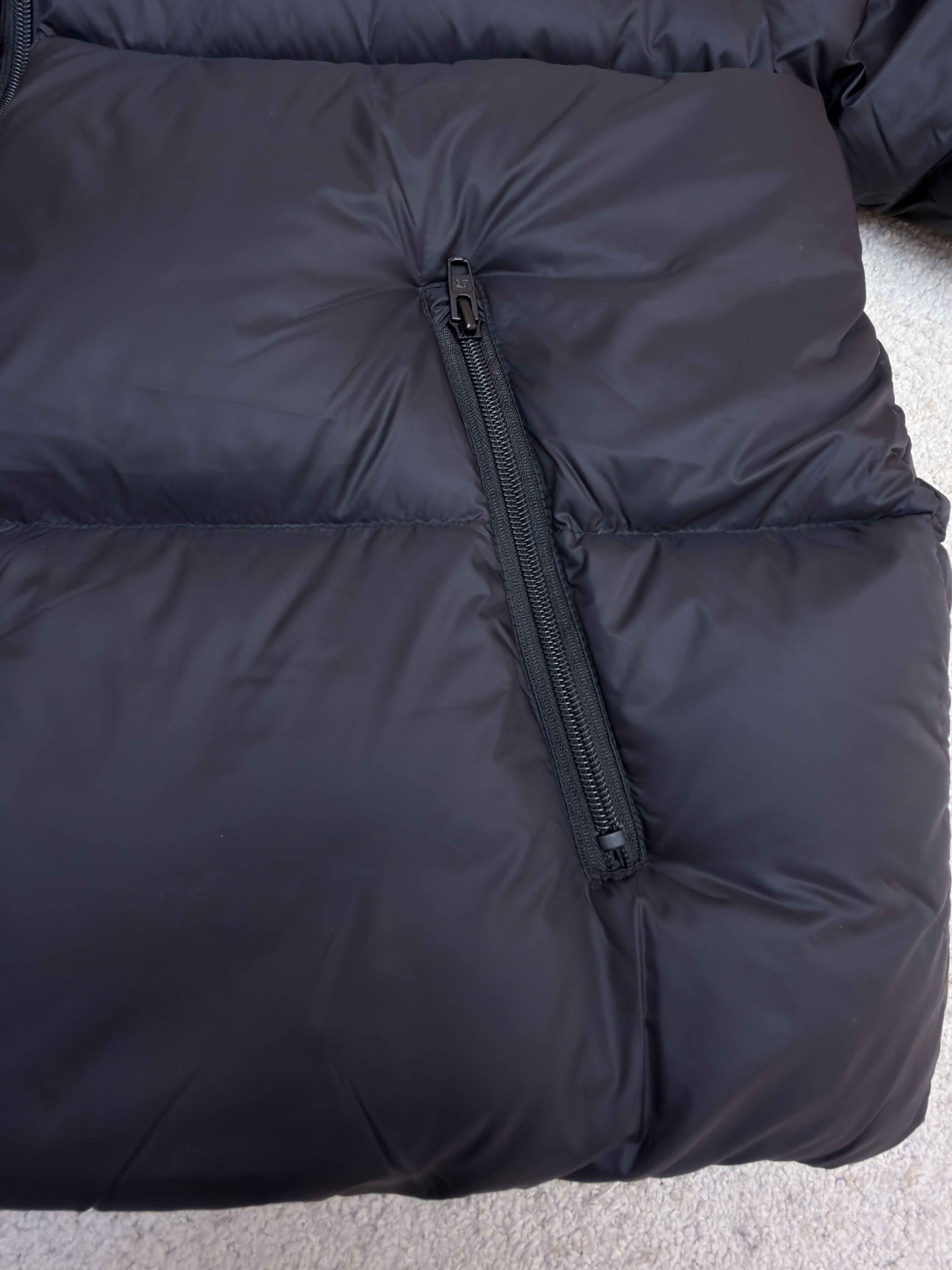 Balenciaga 巴黎世家 徽标logo拉链立领羽绒服 外套 夹克 保暖 长袖 黑色 灰色 C5