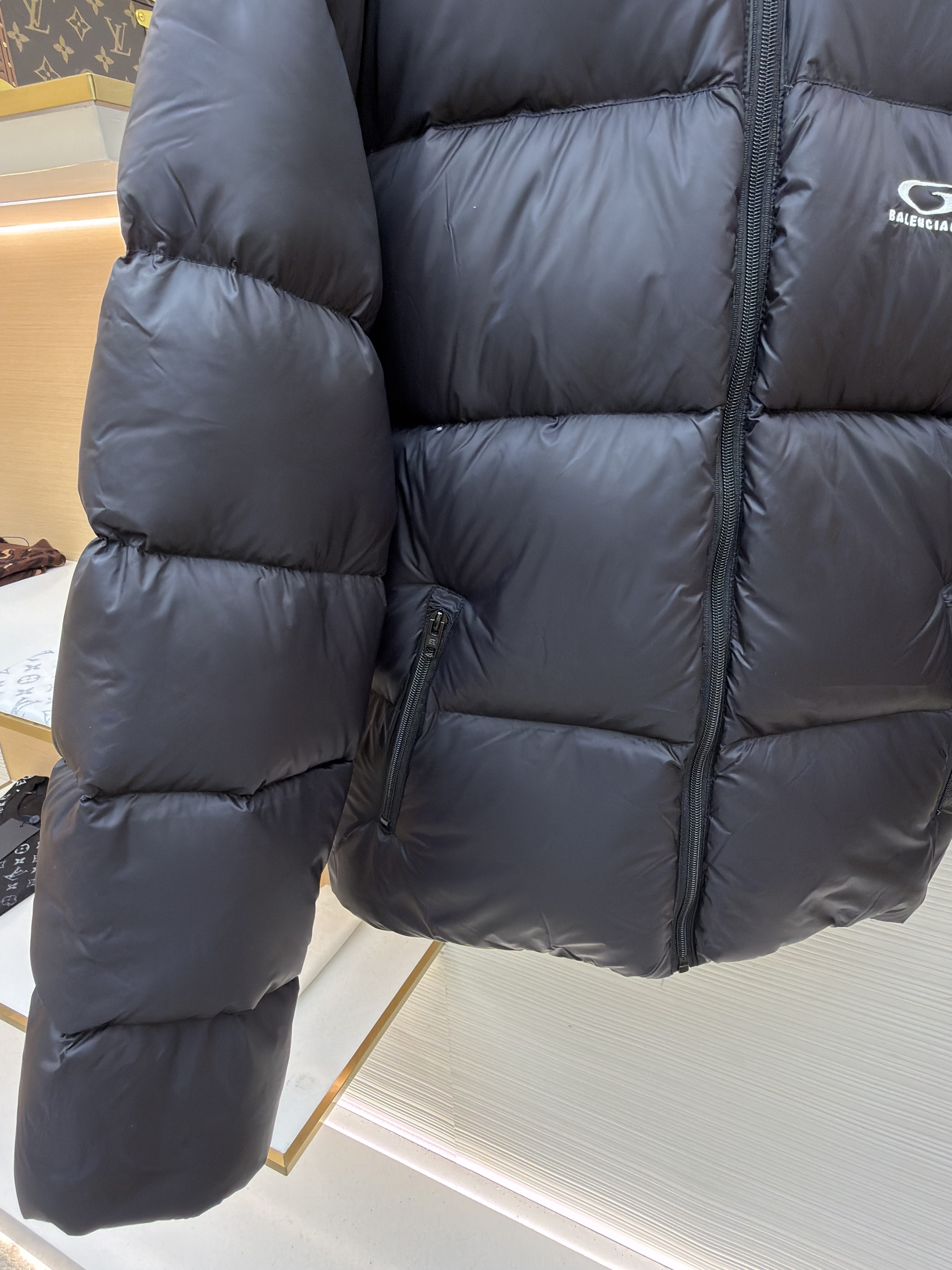 Balenciaga 巴黎世家 徽标logo拉链立领羽绒服 外套 夹克 保暖 长袖 黑色 灰色 C5