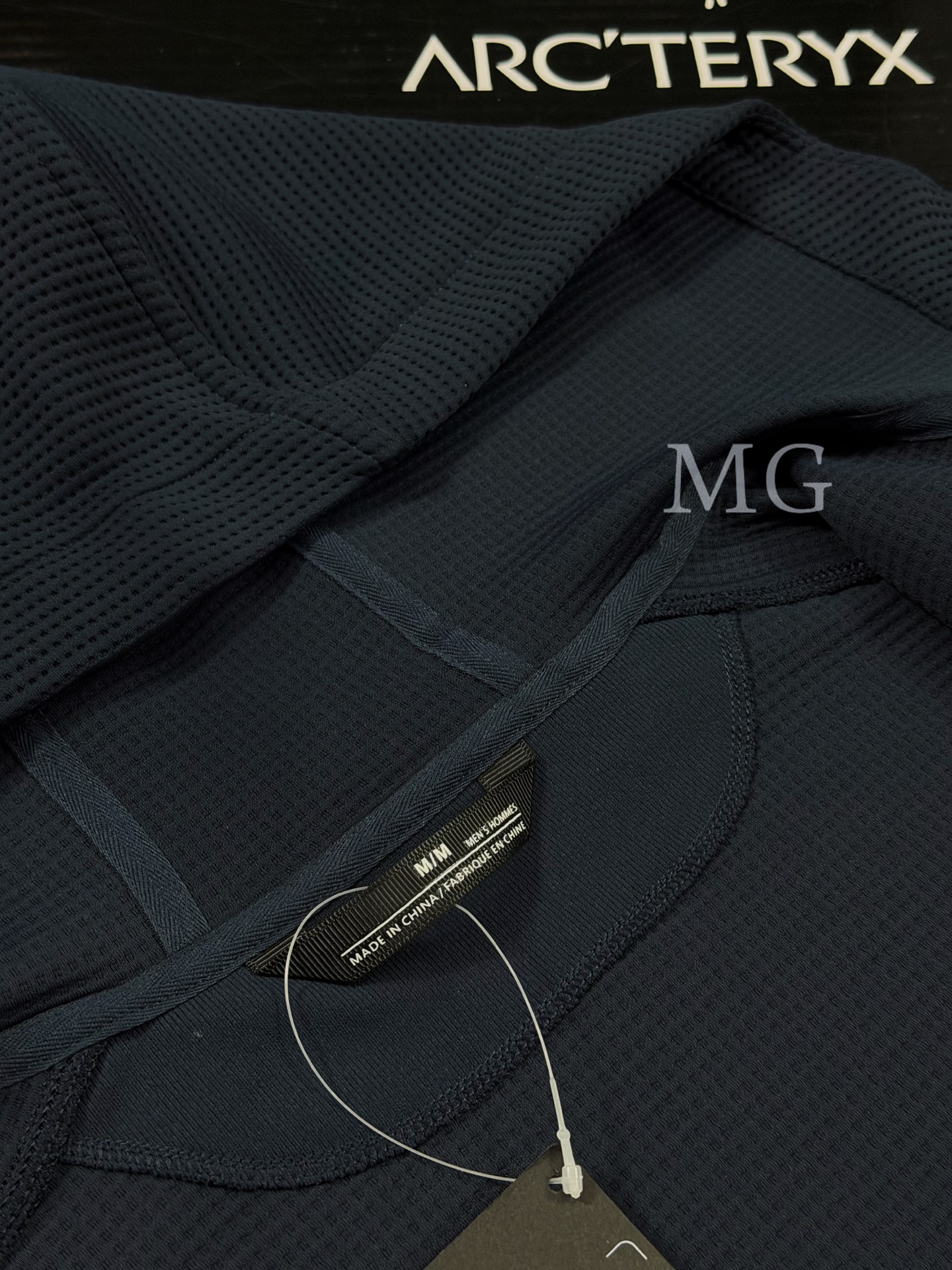 C13 台州 Arcteryx 始祖鸟 OLERA FULL ZIP HOODY 华夫格 拉链连帽 保暖 透气夹克 X000009918