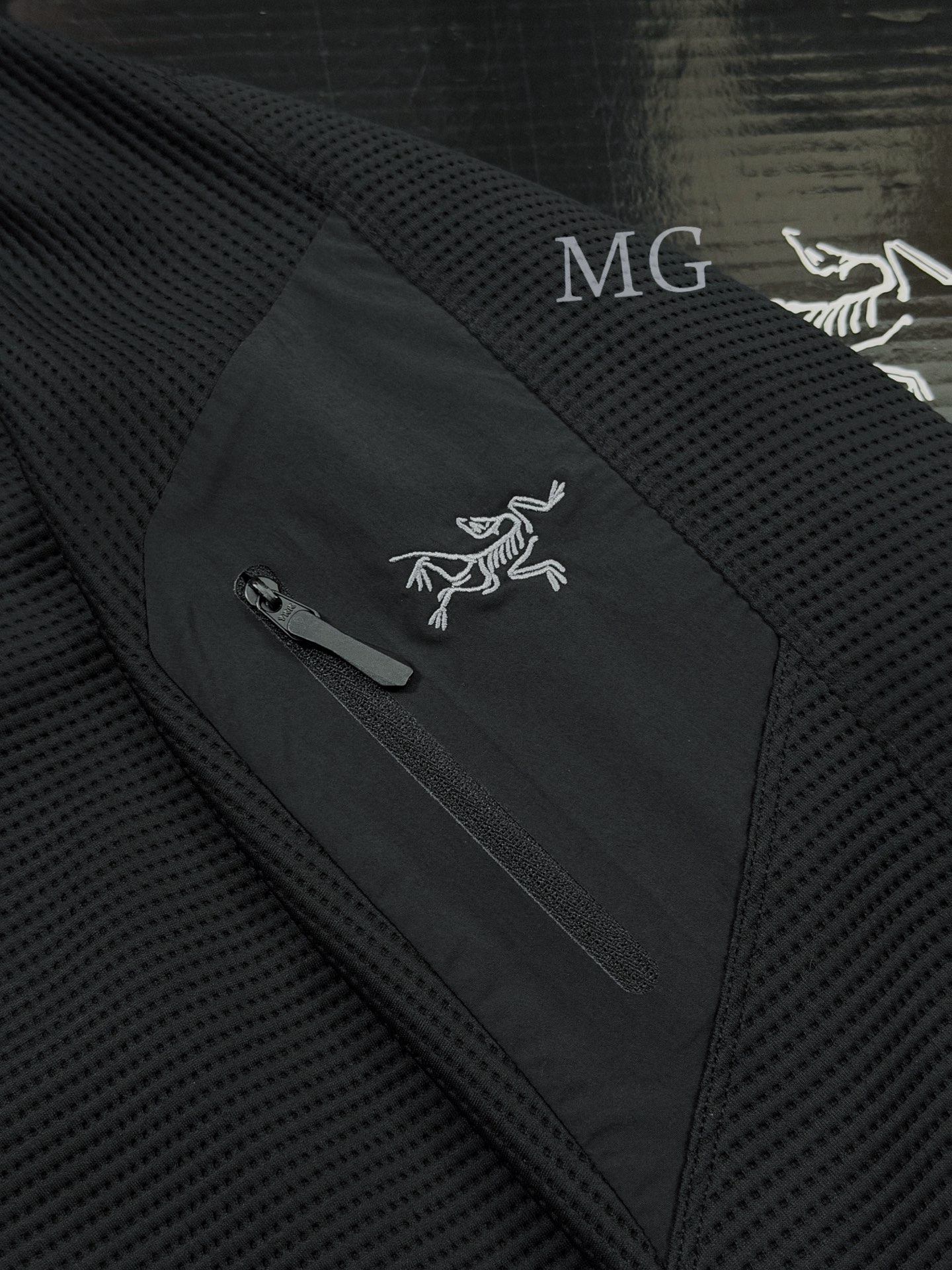 C13 台州 Arcteryx 始祖鸟 OLERA FULL ZIP HOODY 华夫格 拉链连帽 保暖 透气夹克 X000009918