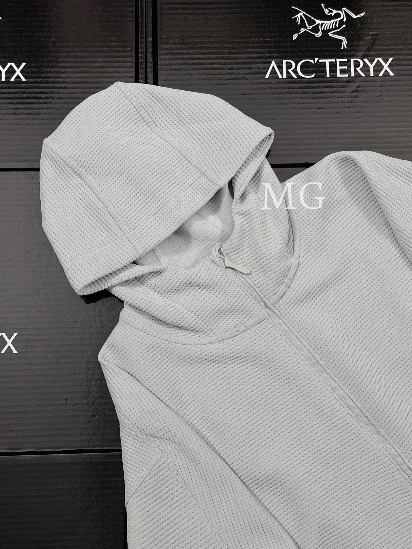 C13 台州 Arcteryx 始祖鸟 OLERA FULL ZIP HOODY 华夫格 拉链连帽 保暖 透气夹克 X000009918