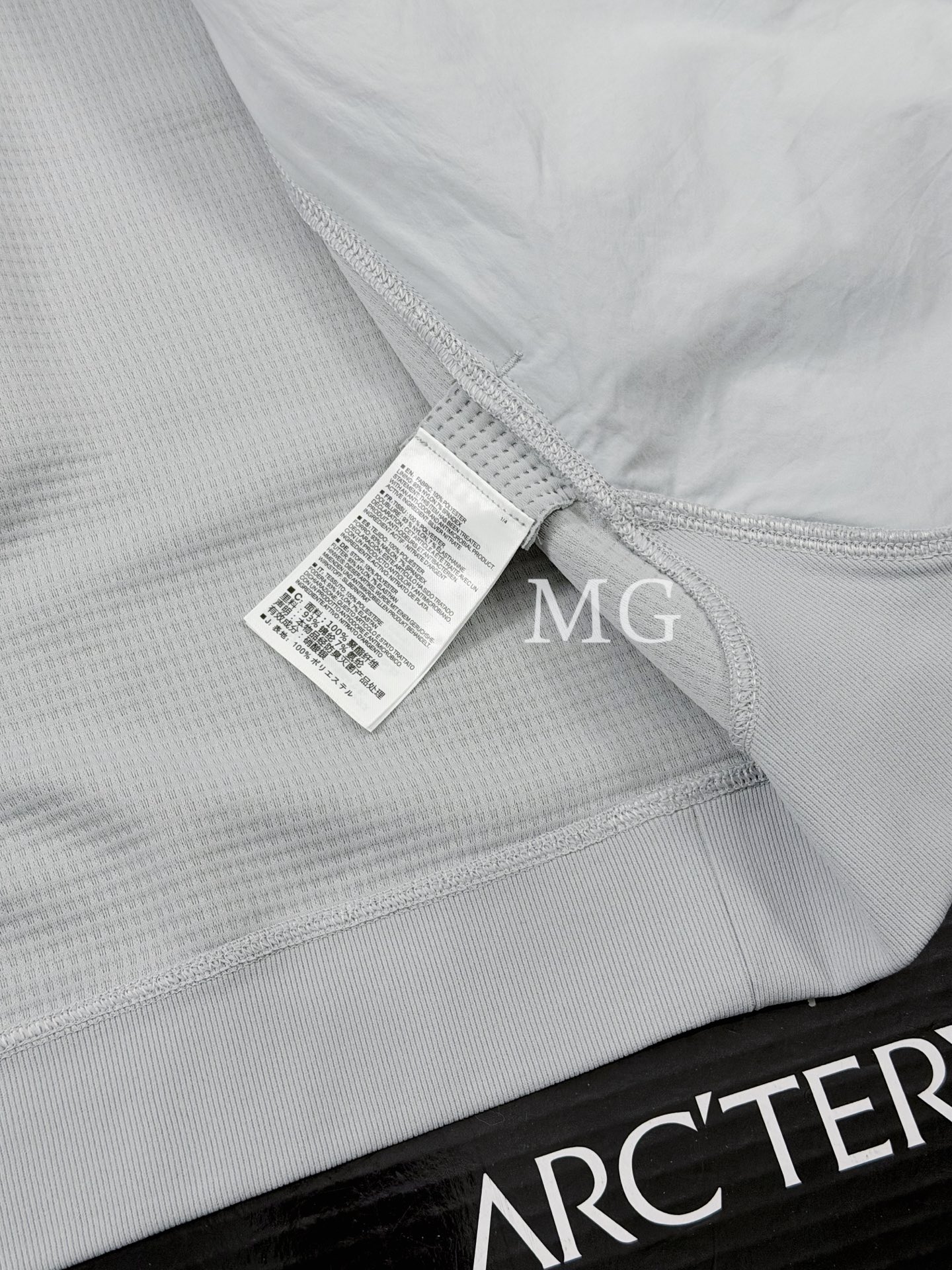 C13 台州 Arcteryx 始祖鸟 OLERA FULL ZIP HOODY 华夫格 拉链连帽 保暖 透气夹克 X000009918