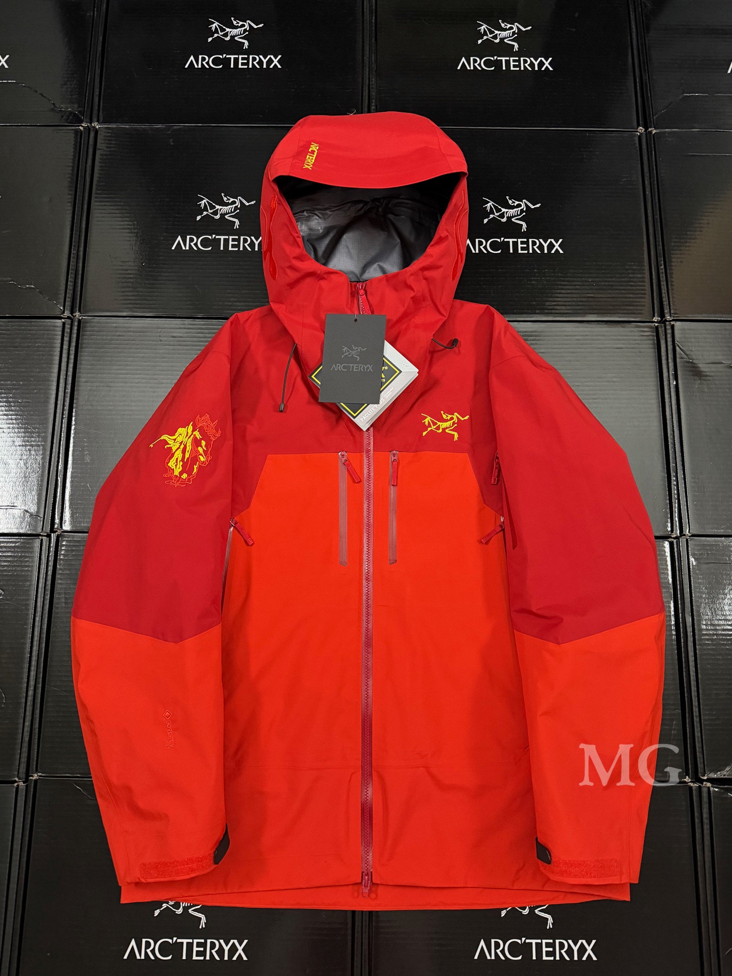 C05 台州 Arcteryx 始祖鸟 RUSH JACKET-YEAR OF THEHORSE 马年新春限定  GTX 硬壳连帽 防风防水 耐磨 长袖  男款B5- X000009965