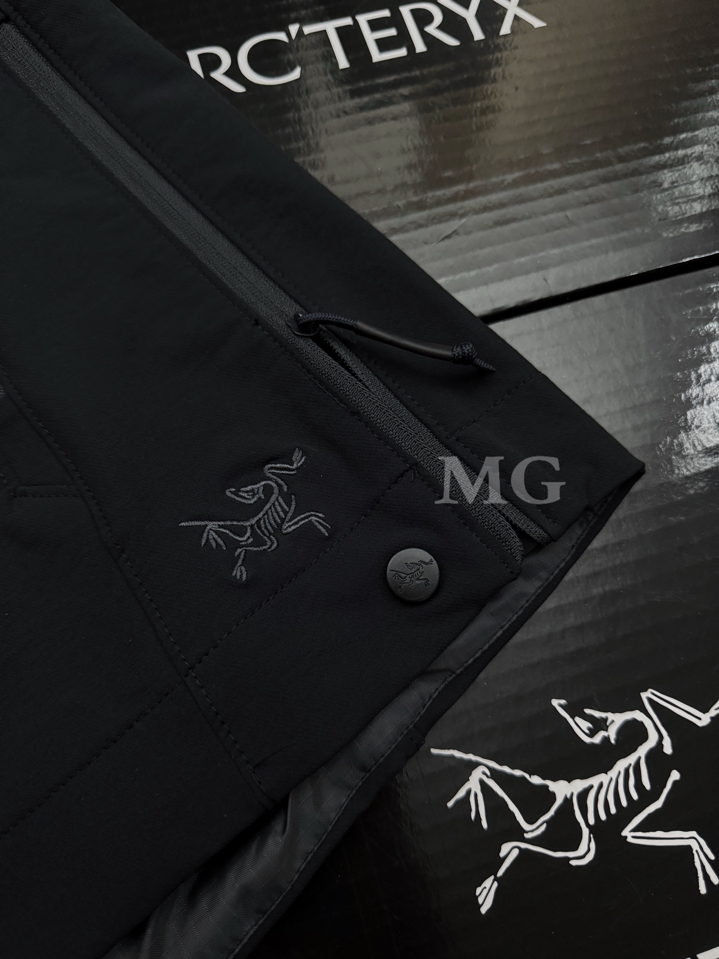 G84 台州 Arcteryx 始祖鸟 军鸟 战术 机能 LEAF PATROL JACKET AR 软壳 夹克 长袖 男款B0-X000005290