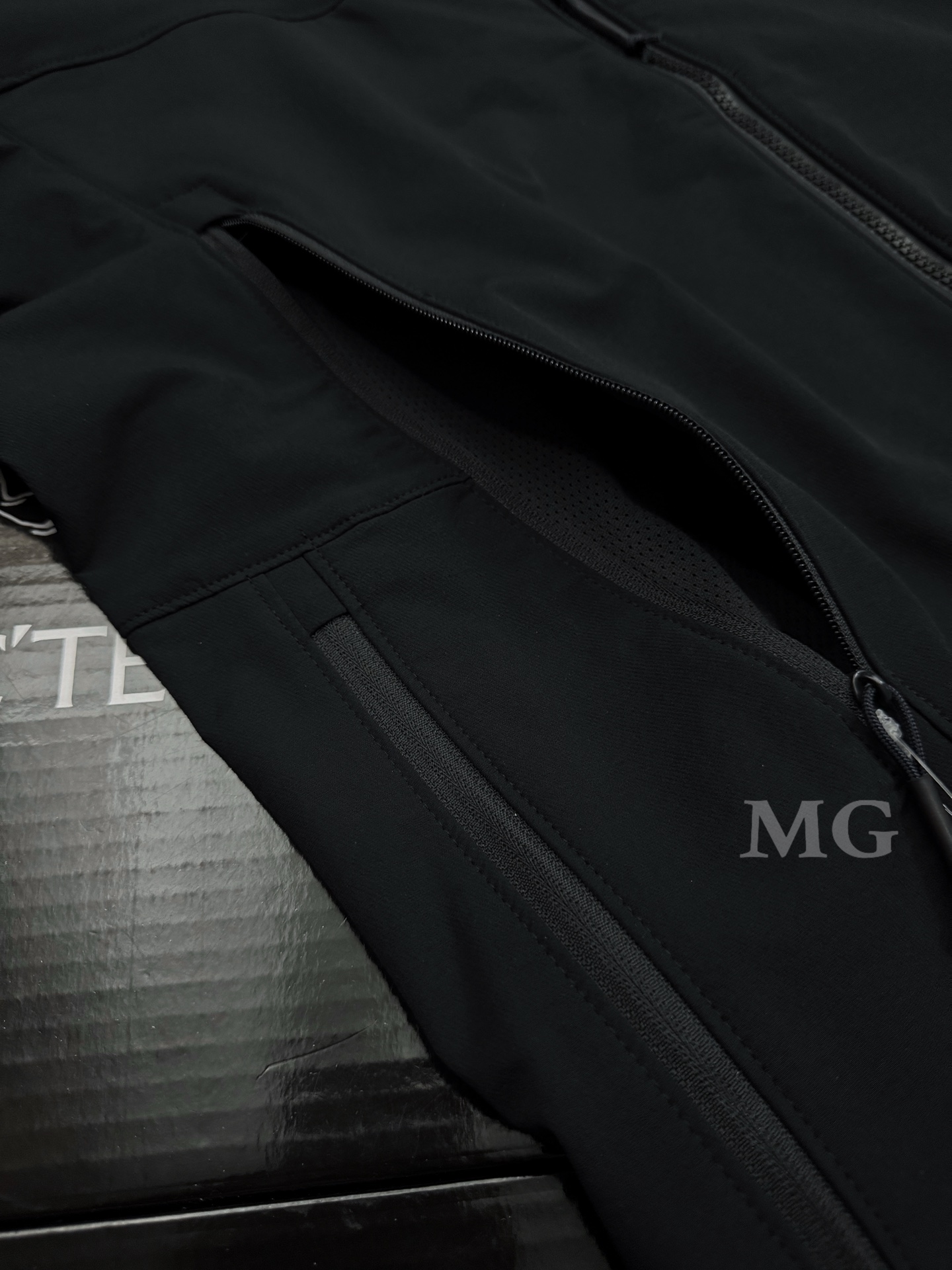 G84 台州 Arcteryx 始祖鸟 军鸟 战术 机能 LEAF PATROL JACKET AR 软壳 夹克 长袖 男款B0-X000005290