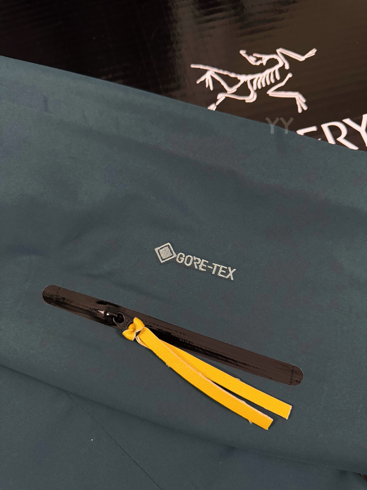G70 台州 Arcteryx 始祖鸟 JILSANDER联名款 Gore-Tex 防风防水 夹克 长袖 滑雪服 男款 绿色B5- 28806